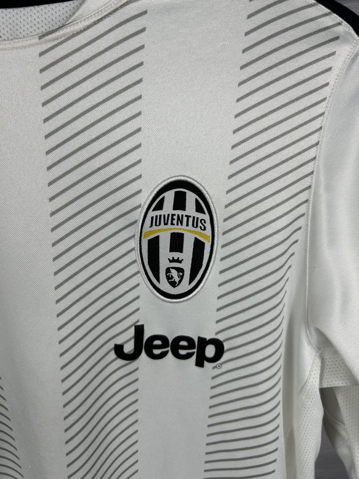 Nike Nike Juventus 14-15 Jersey T-Shirt Size L Size US L / EU 52-54 / 3 - 5 Thumbnail