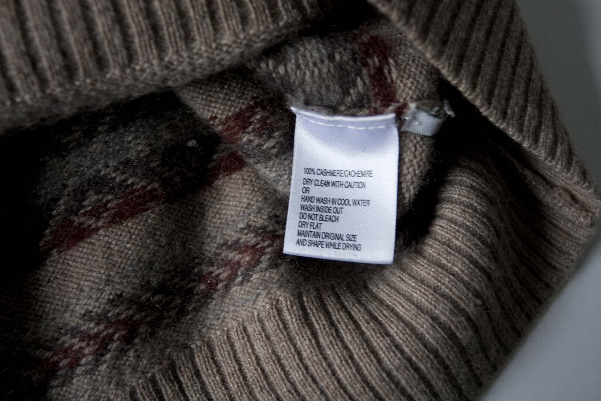 Black Brown 1826 Black Brown 1826 Sweater 2 Ply 100% Cashmere Size S Brown Size US S / EU 44-46 / 1 - 6 Thumbnail