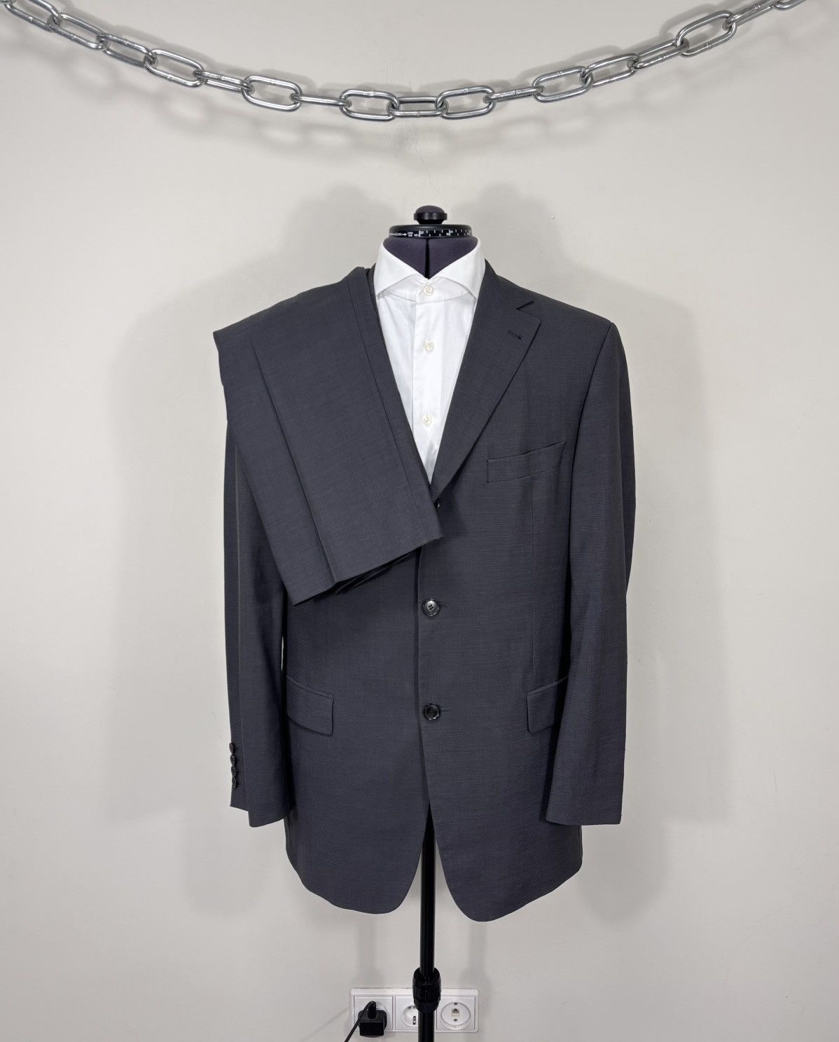 Hugo Boss Men’s 2-Piece Textured Grey 120s Wool Suit