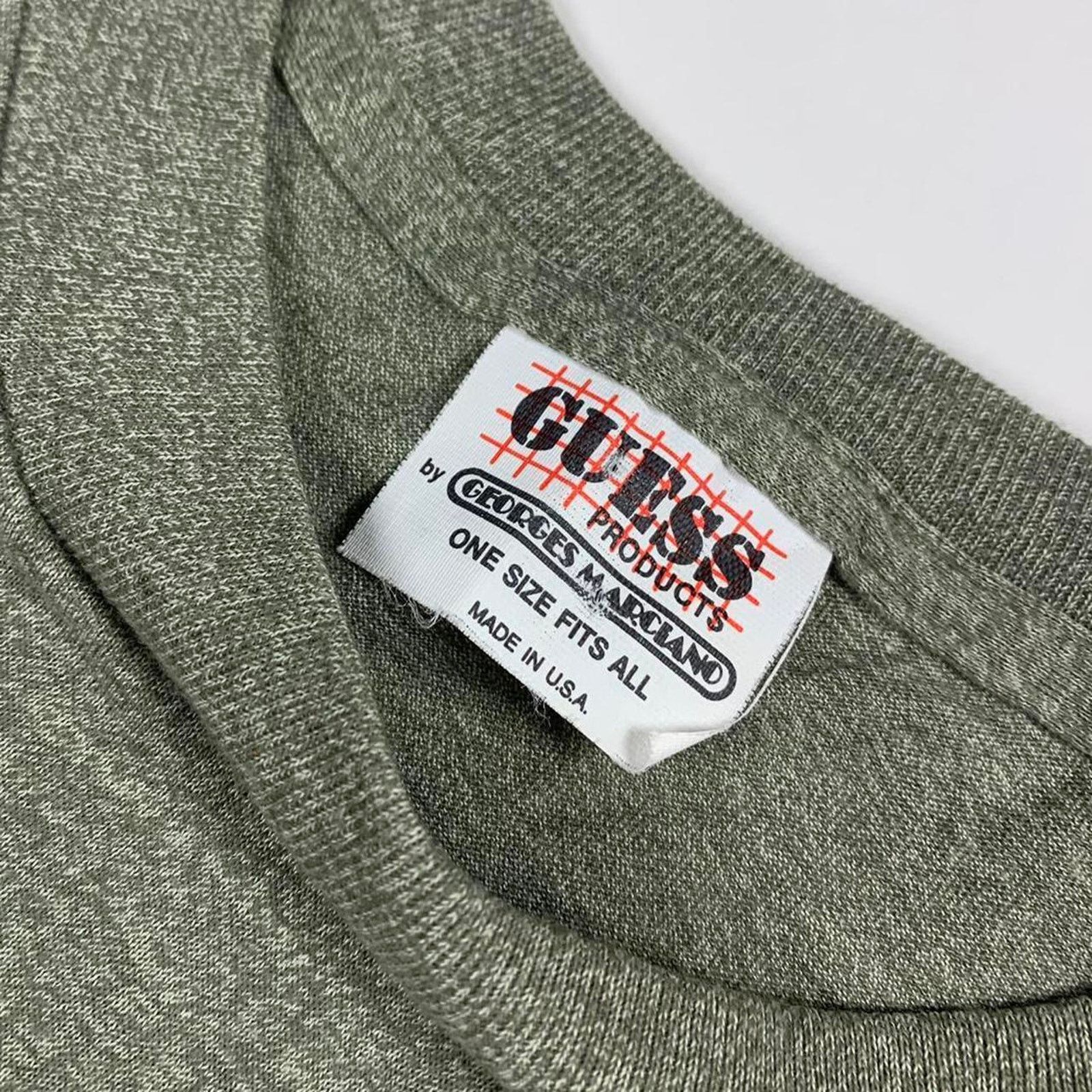 Guess Vintage 90s Guess T Shirt Size US L / EU 52-54 / 3 - 4 Thumbnail