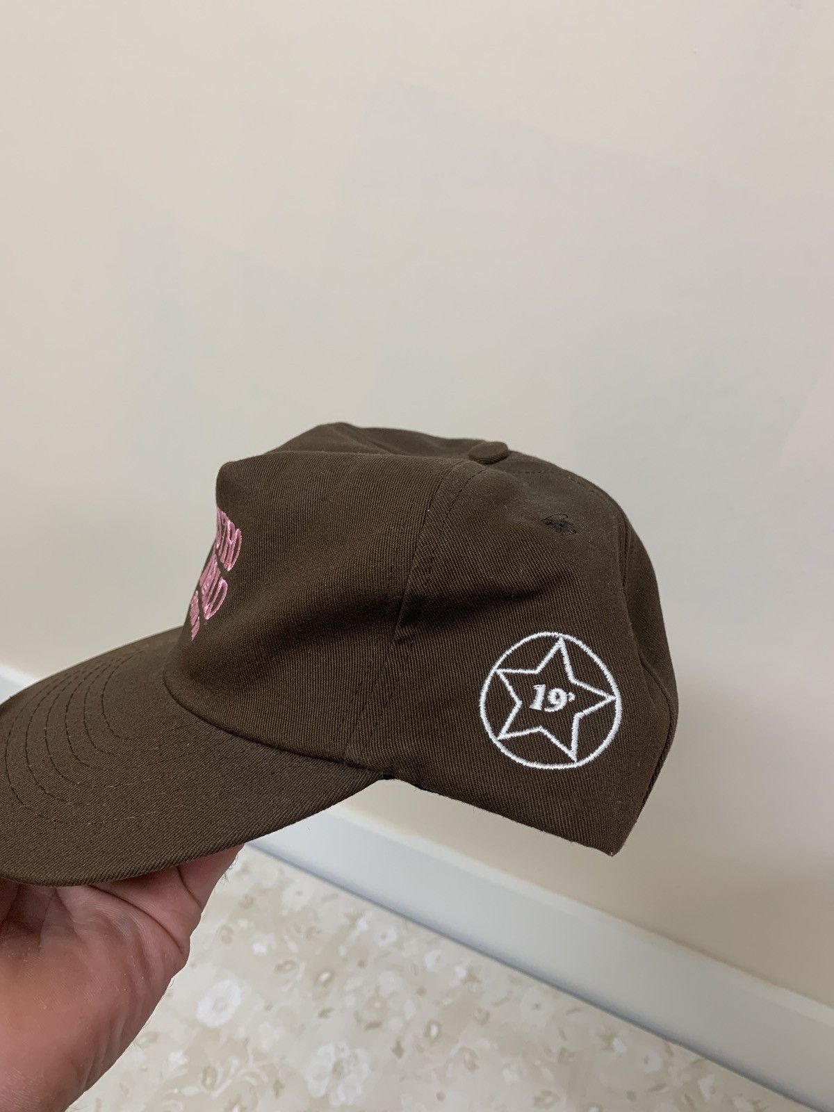 Travis Scott Travis Scott Astroworld Festival Run Brown Pink Hat Size ONE SIZE - 2 Thumbnail