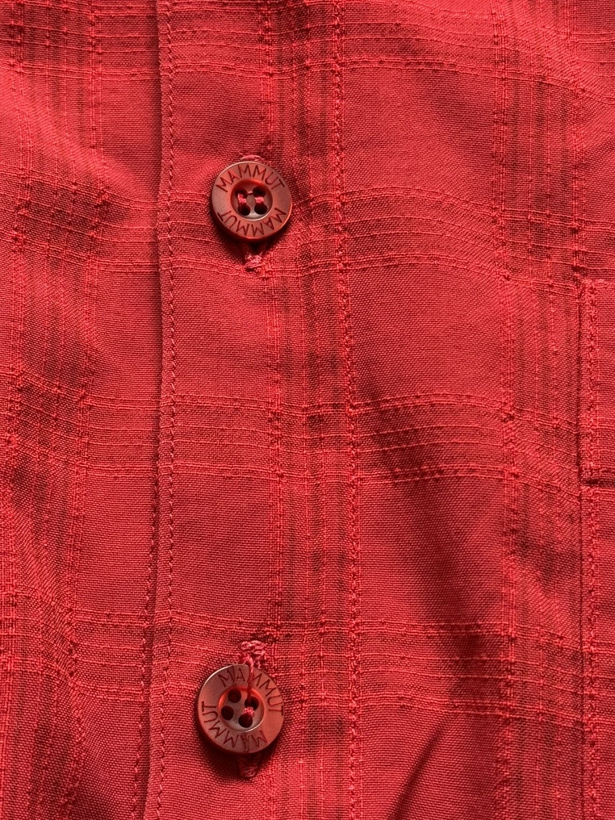 Mammut Mammut L red button up shirt outdoor polo tee T-shirt Size US L / EU 52-54 / 3 - 7 Thumbnail