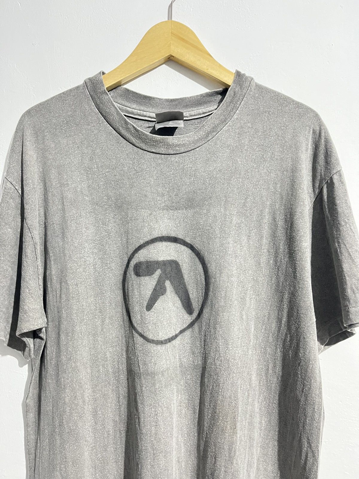 Vintage Aphex Twin Font fan tshirt Size US L / EU 52-54 / 3 - 2 Thumbnail