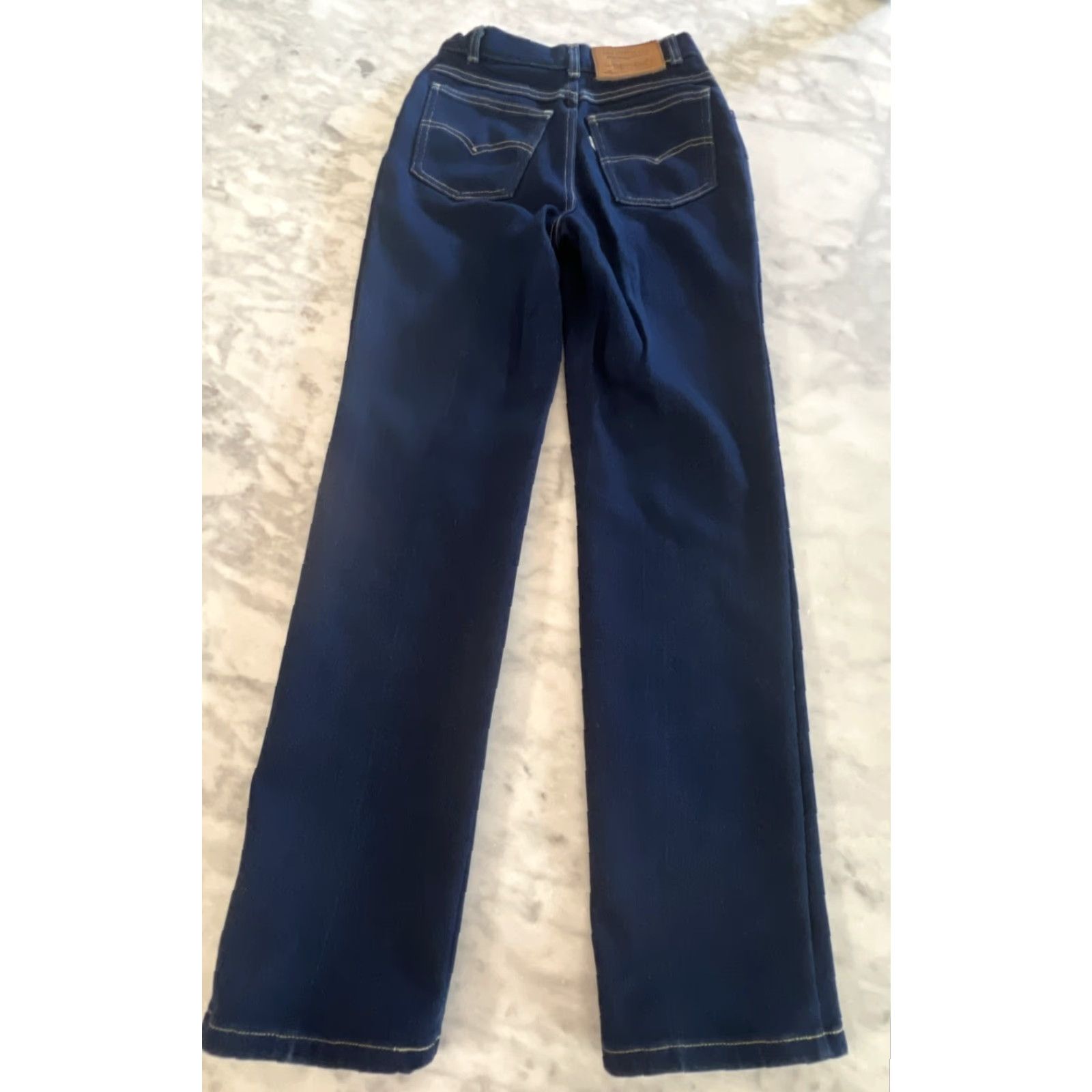 Levi's VINTAGE Levi's Jeans Women's 12 Mid Rise 30 Inseam Cotton Western Blue 1990s Mens? Women’s? Size 34" / US 12 / IT 48 - 3 Thumbnail