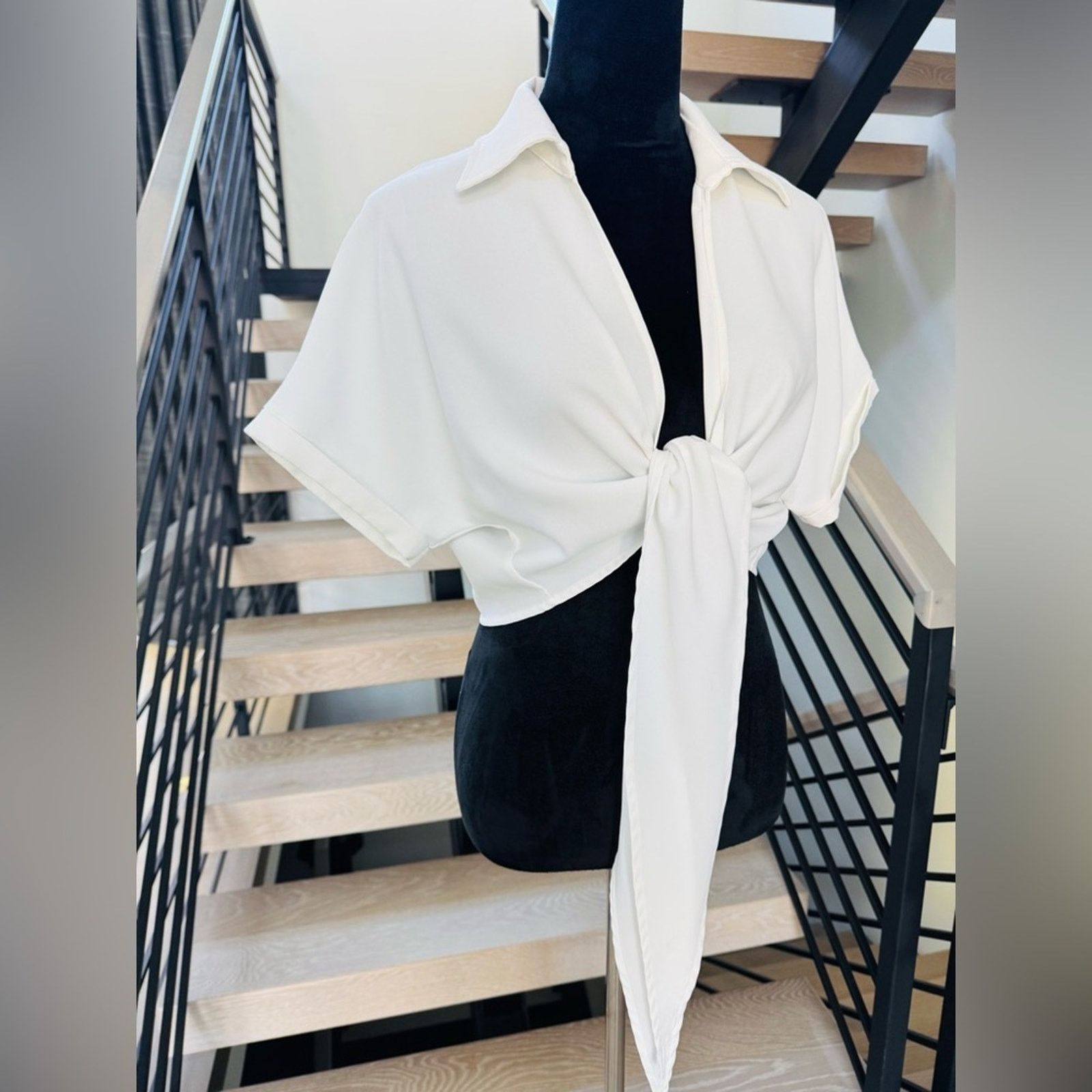 Other New Women's White Tie-Front Blouse size S Size S / US 4 / IT 40 - 7 Thumbnail