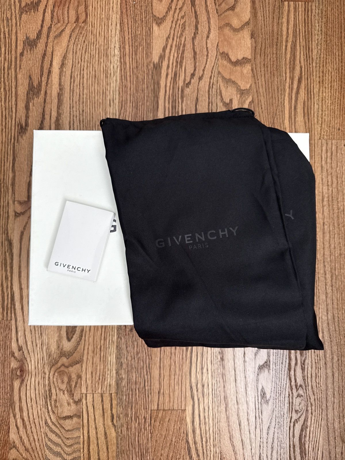 Givenchy Givenchy George V Low Sneaker Size US 12 / EU 45 - 12 Thumbnail