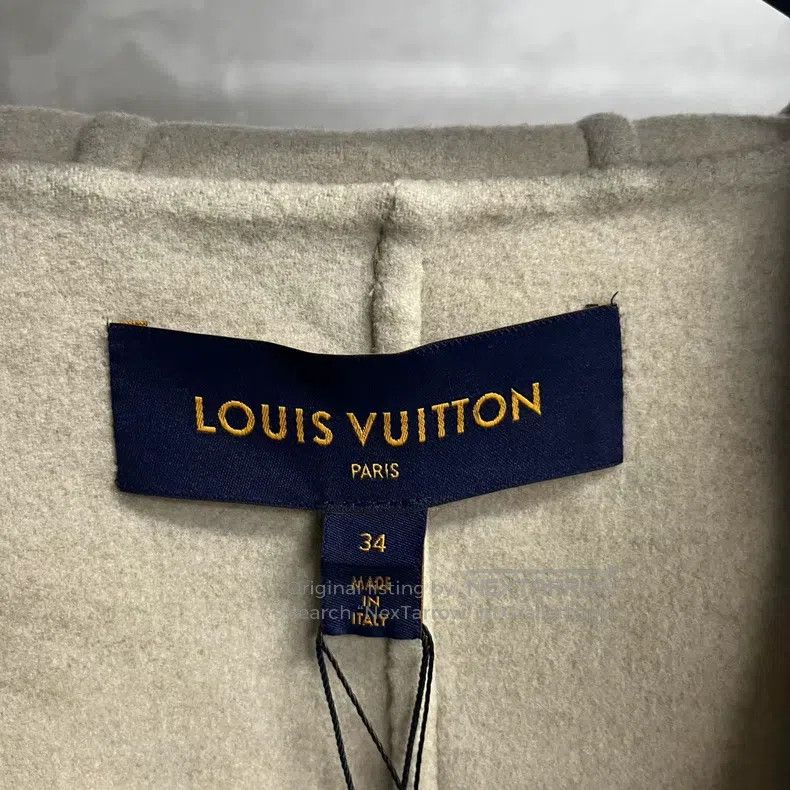 Louis Vuitton Louis Vuitton Khaki solid long-sleeve hooded lace-up midi Size XXS / US 00 / IT 34 - 2 Thumbnail