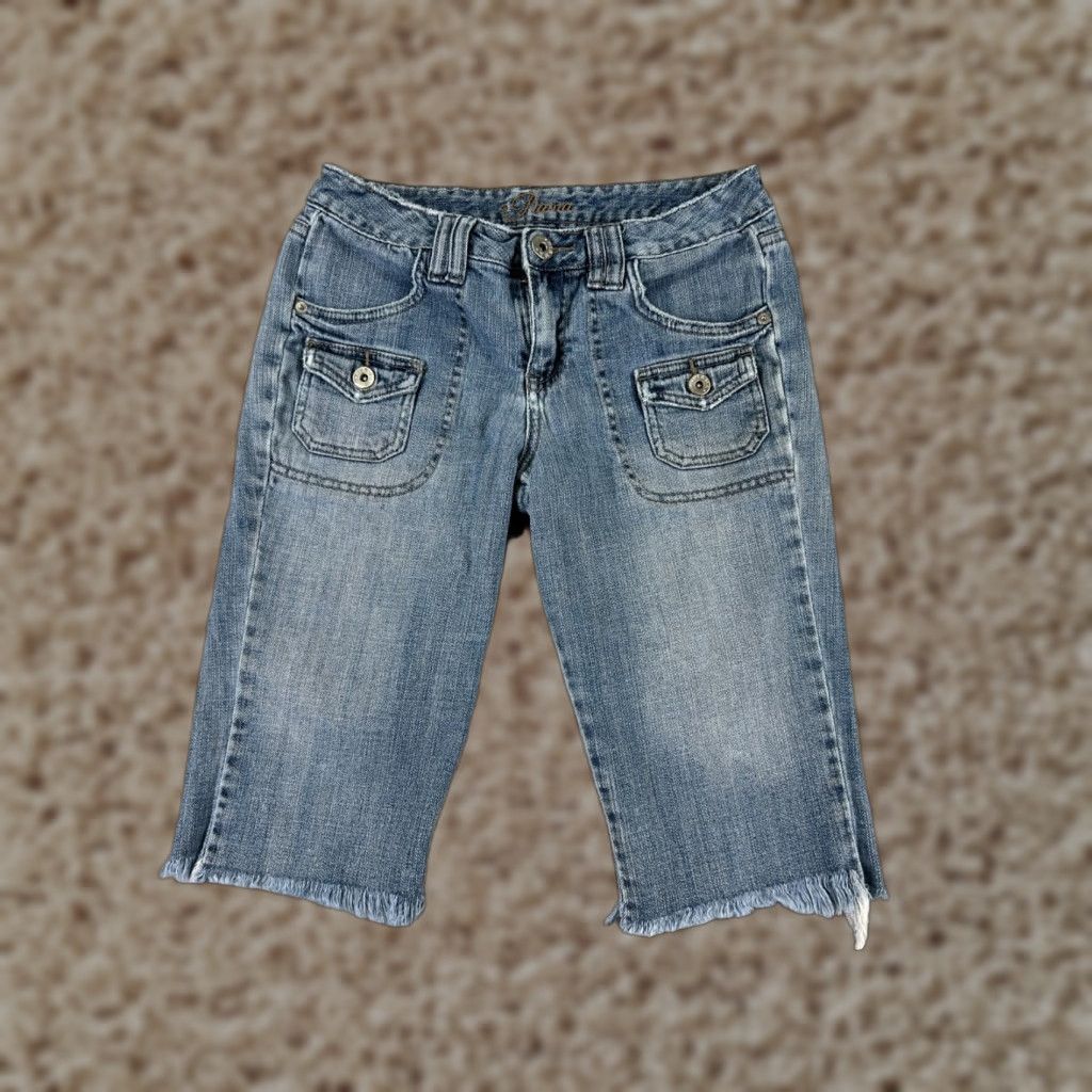 Vintage Piama Shorts Womens Denim 5 Blue Cargo Pocket Cut-Off 26x13 Cotton Blend Shirt Womens Casual/Party Cotton Blend 26 Inseam 13in 5 Rise Low Vintage No Size 27" / US 4 / IT 40 - 1 Thumbnail