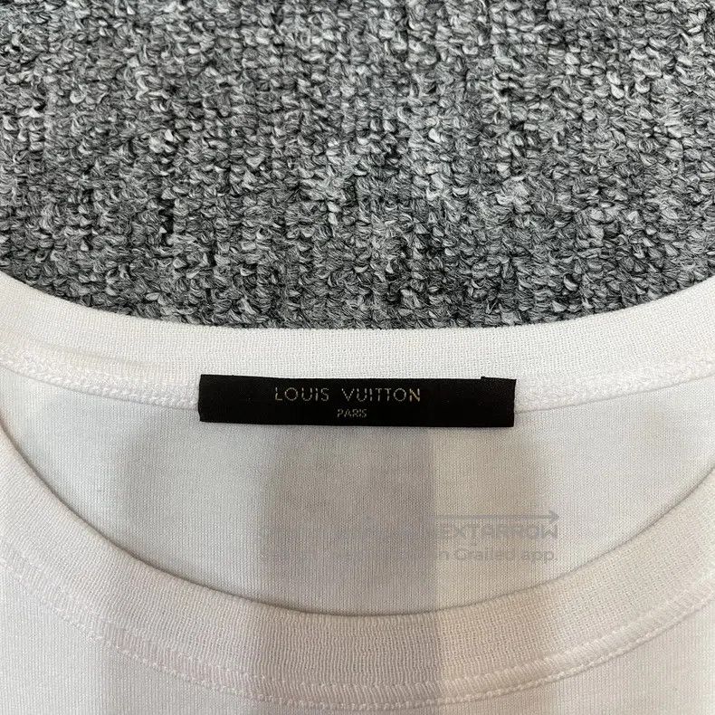 Louis Vuitton Louis Vuitton short sleeves Size US XS / EU 42 / 0 - 2 Thumbnail
