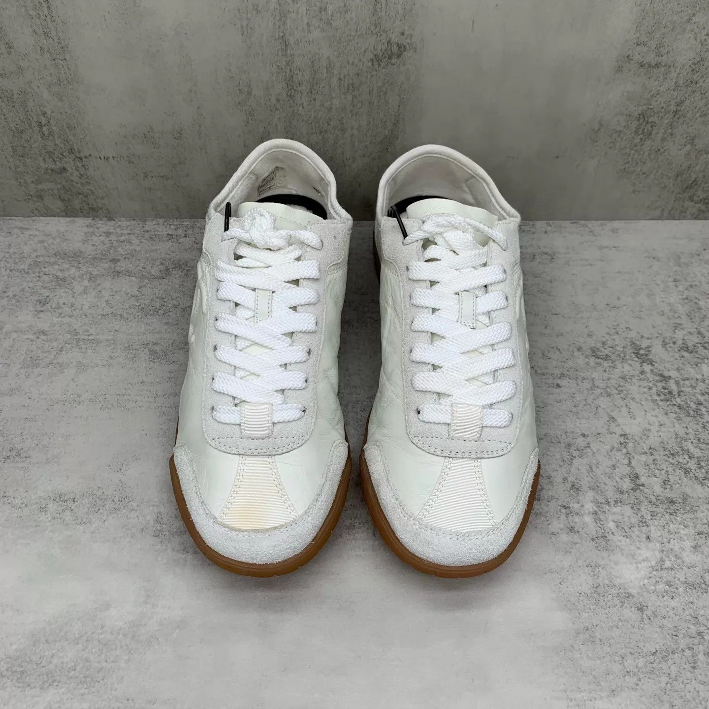 Chanel Chanel White CC Deerskin Trainer 36 98New Size US 5.5 / IT 35.5 - 4 Thumbnail