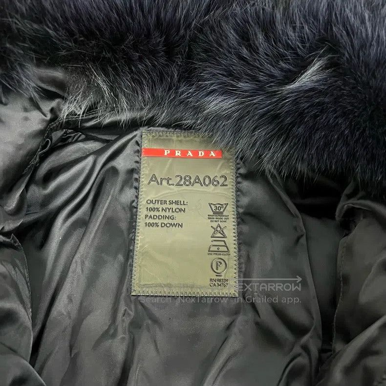 Prada Prada Fur collar long down jacket Size ONE SIZE - 5 Thumbnail