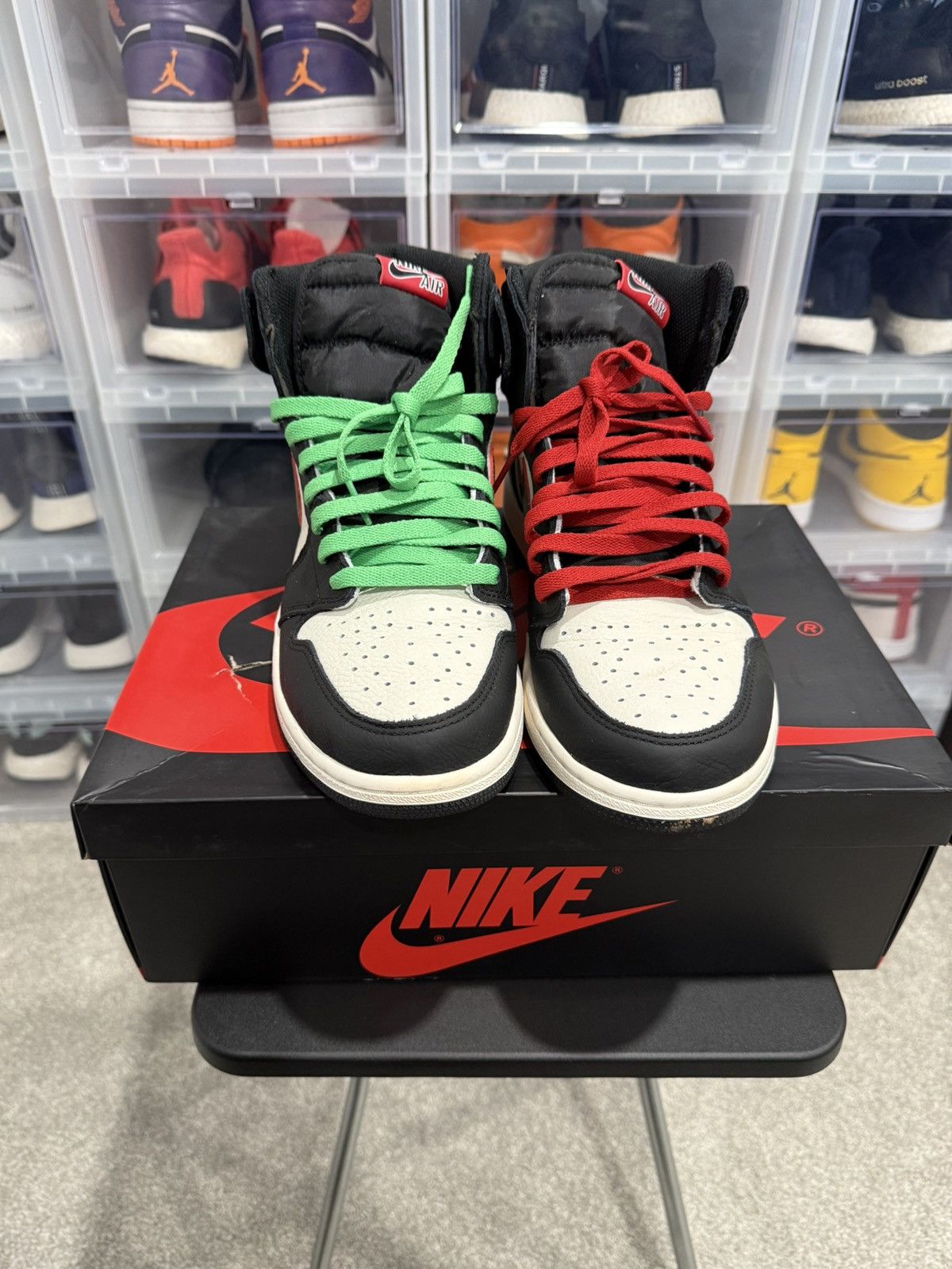 Jordan Brand Jordan 1 Sports Illustrated - 10.5 Size US 10.5 / EU 43-44 - 3 Thumbnail
