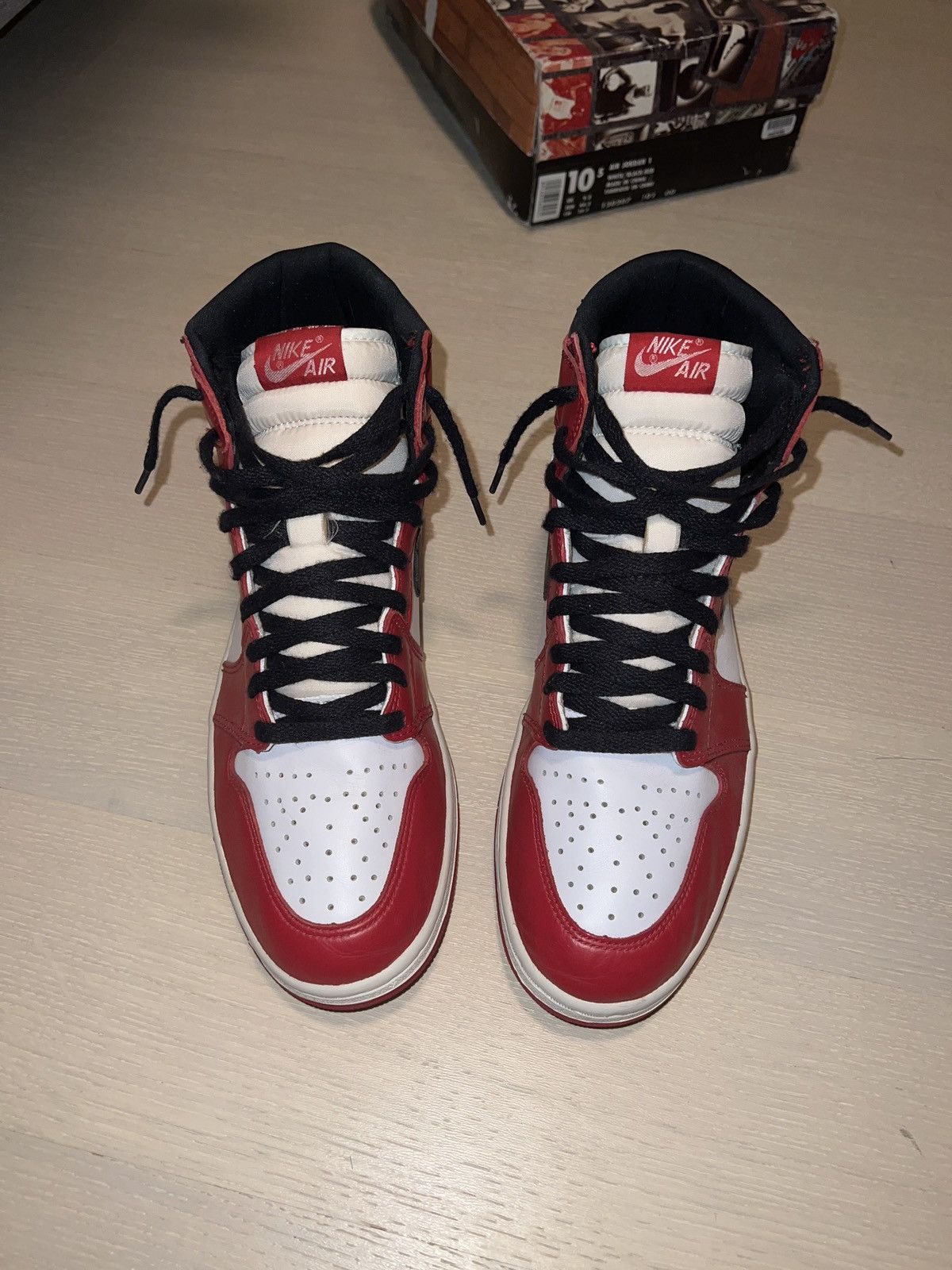 Nike 1994 Air Jordan 1 Retro High Chicago Size US 10.5 / EU 43-44 - 11 Thumbnail