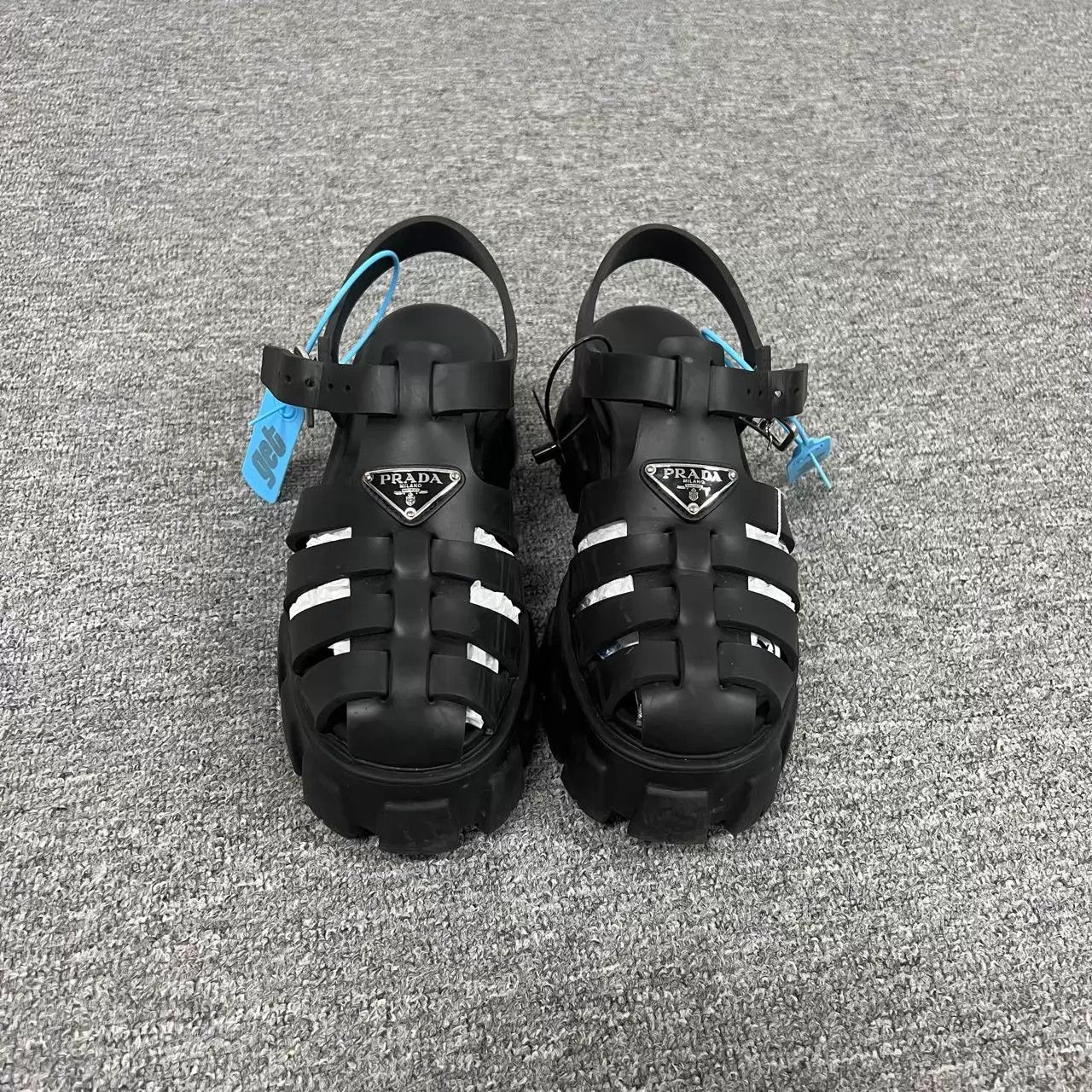 Prada Prada Triangle Logo Platform Roman Sandal 39EU 99NM Size US 8.5 / IT 38.5 - 2 Thumbnail
