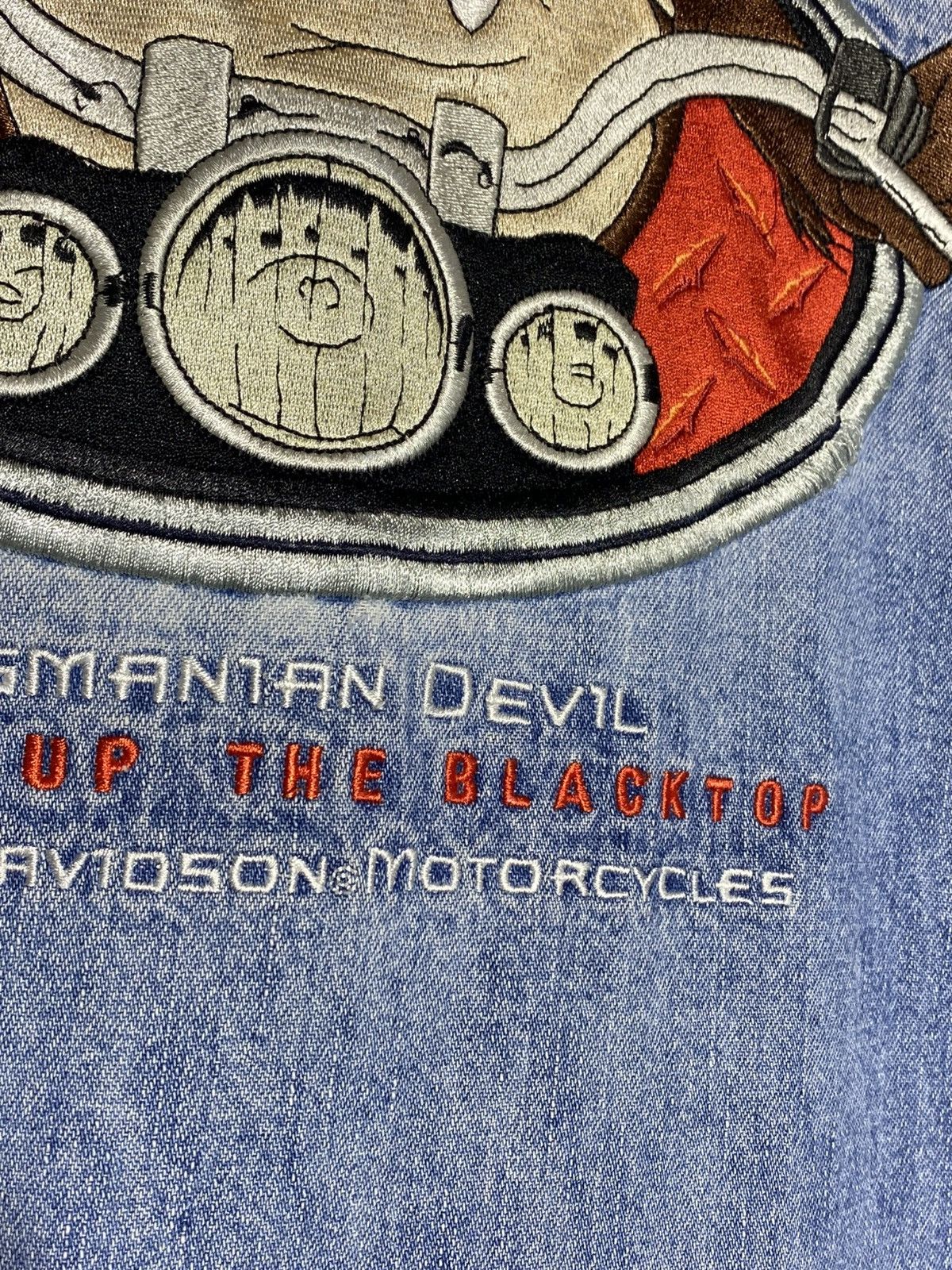Harley Davidson Rare 90s Harley Davidson Taz Looney Tunes Washed Denim Shirt Size US L / EU 52-54 / 3 - 12 Thumbnail
