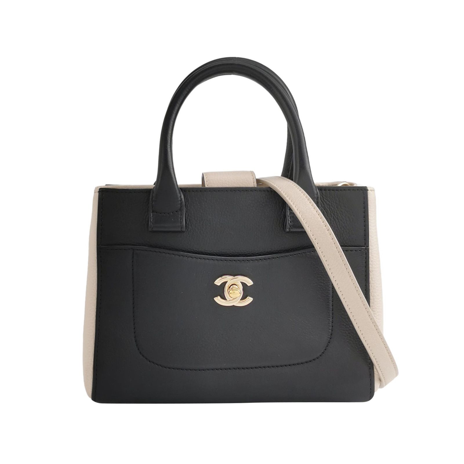 Chanel Chanel Women os Shoulder Bags Size ONE SIZE - 1 Thumbnail