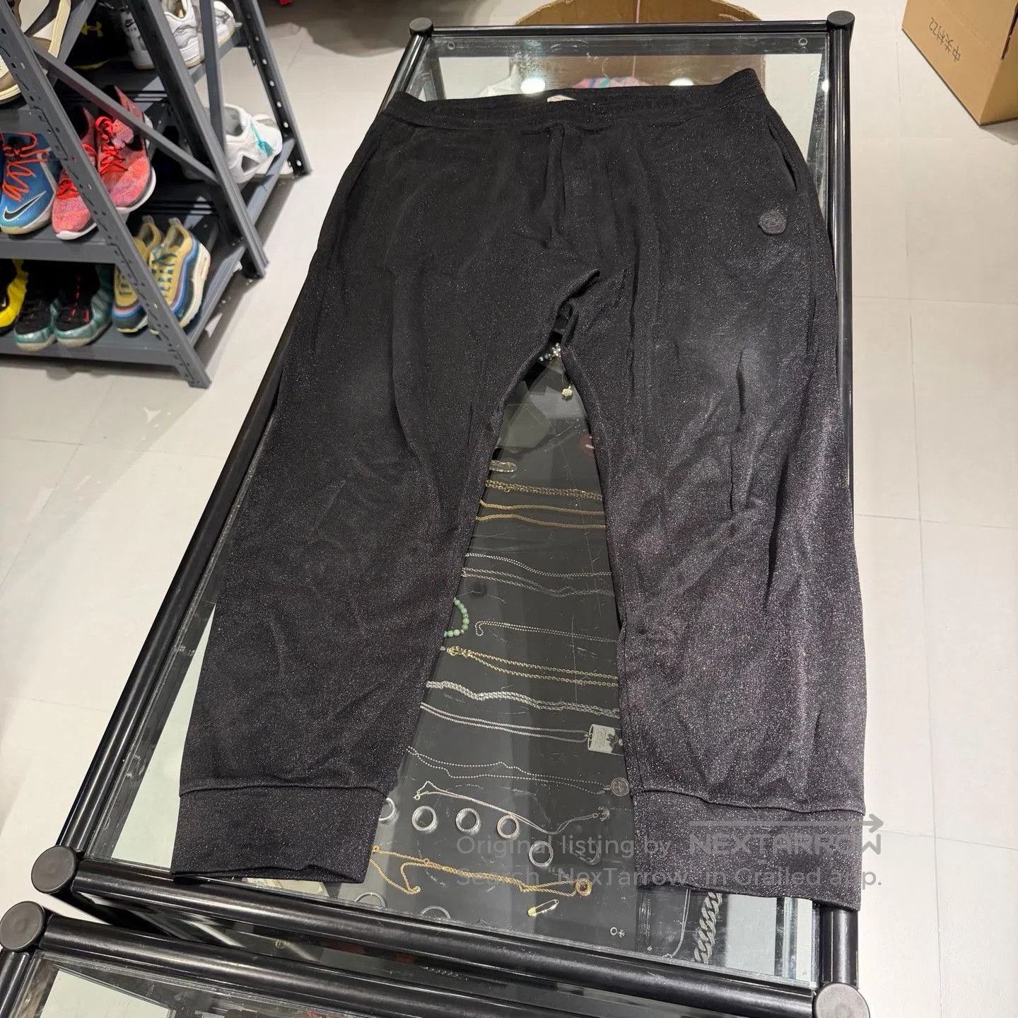 Alexander McQueen Alexander McQueen Black Pants. Size US 26 / EU 42 - 1 Thumbnail