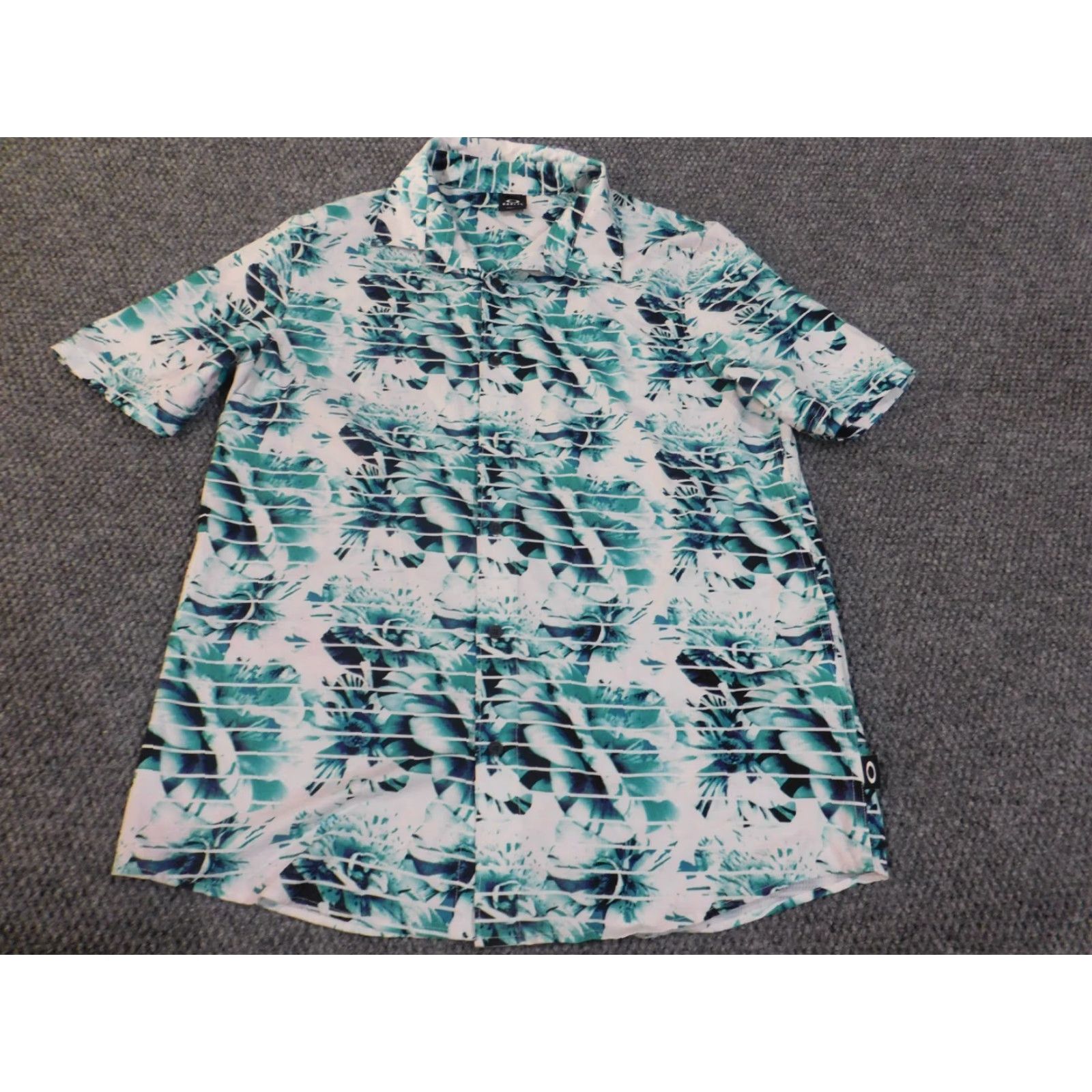 Oakley Oakley Shirt Medium Mens Green Floral Button-Up Polyester Coastal Island Size US M / EU 48-50 / 2 - 3 Thumbnail