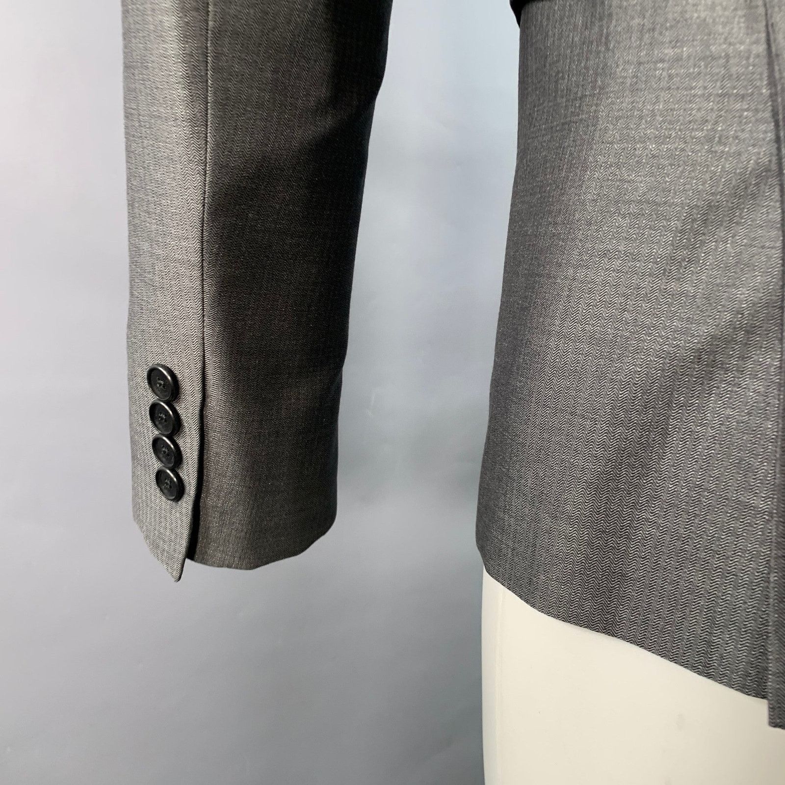 Givenchy Grey Virgin Wool Silk Herringbone Notch Lapel Sport Coat Size 36R - 5 Thumbnail