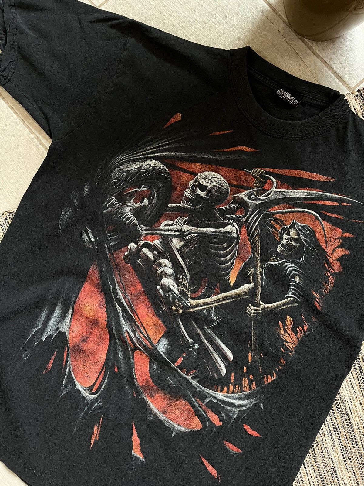 Band Tees × Vintage Spiral T-shirt Gothic rock vintage faded logo Size US L / EU 52-54 / 3 - 7 Thumbnail