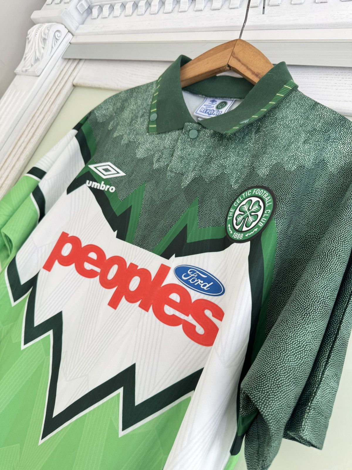 Umbro Vintage Celtic 1991-1992 Away Soccer Jersey Football Shirt Size US XL / EU 56 / 4 - 6 Thumbnail
