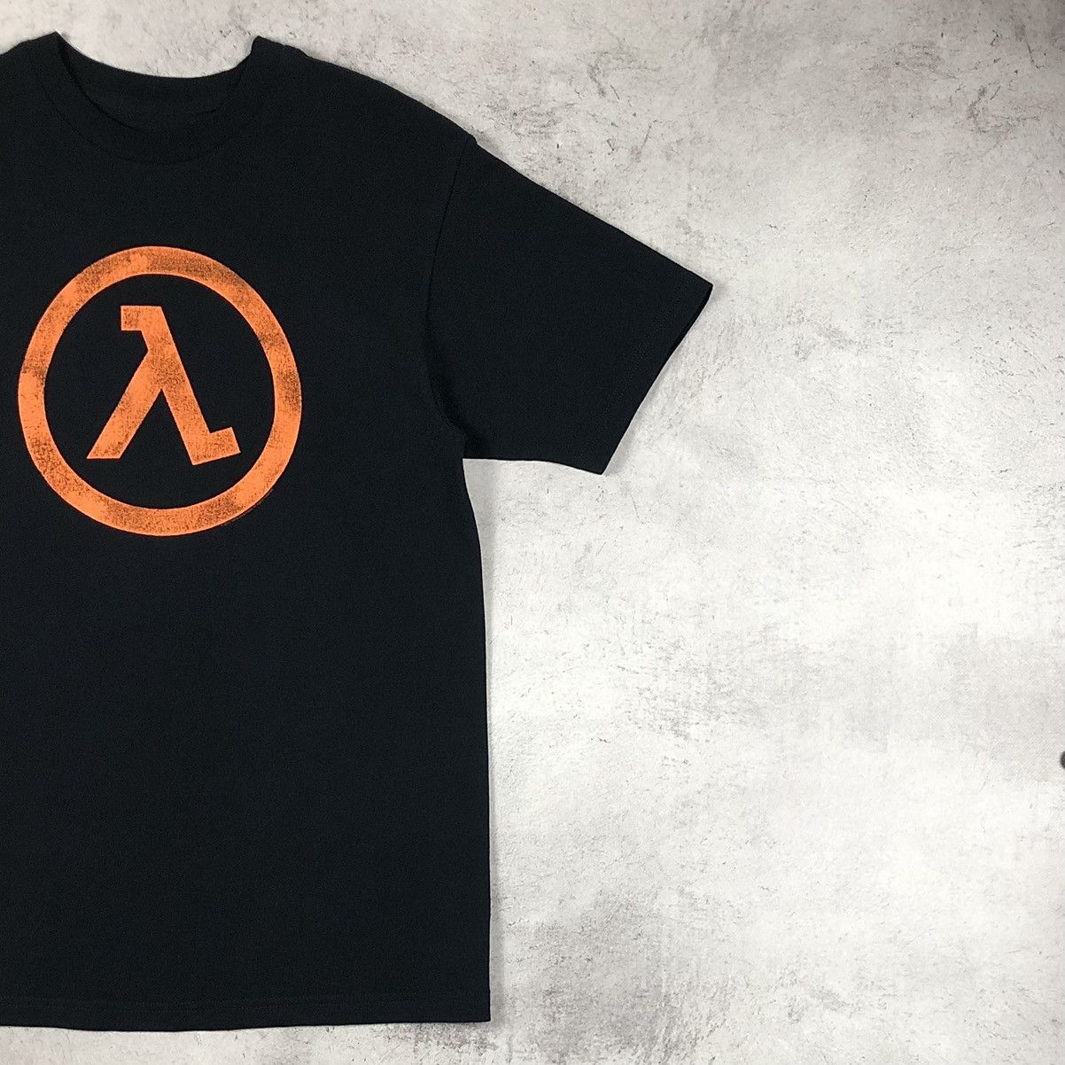 Vintage Vintage Half Life Valve Tee Size US M / EU 48-50 / 2 - 5 Thumbnail
