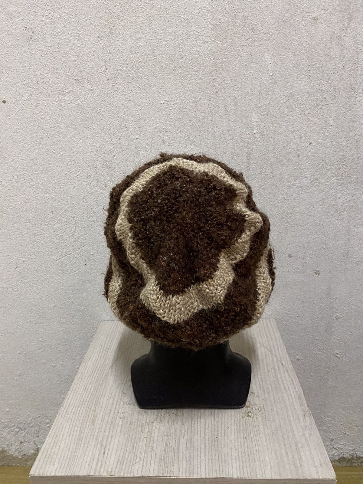 Japanese Brand × Vintage Japanese Brand Rare Design Stripe Beanie Hat Size ONE SIZE - 4 Thumbnail