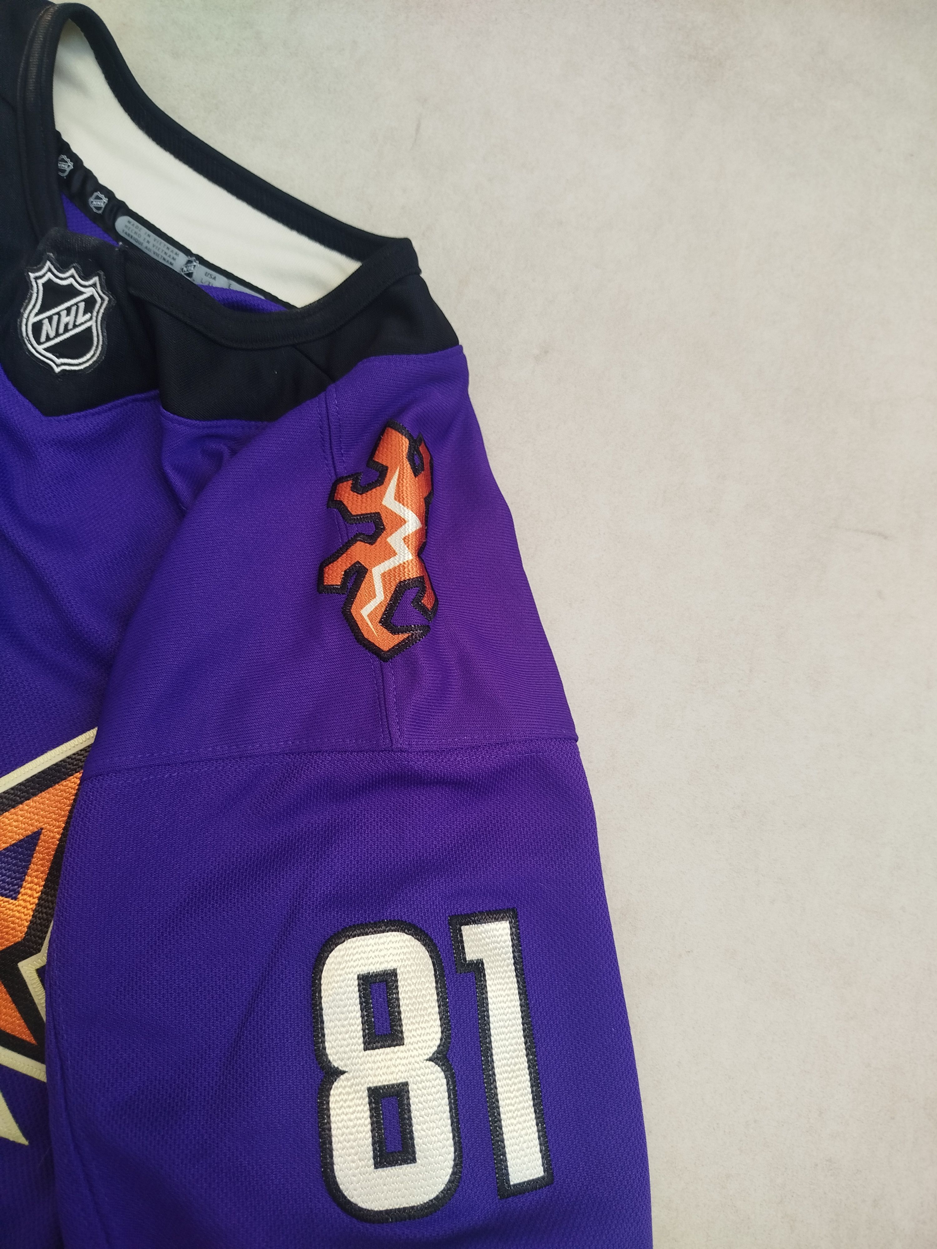 NHL Arizona coyotes NHL jersey Size US S / EU 44-46 / 1 - 4 Thumbnail
