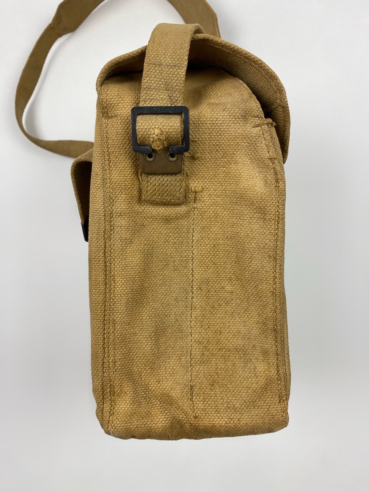 Vintage 1950’s Vintage British Army P-37 Heavy Canvas Shoulder Bag Size ONE SIZE - 6 Thumbnail
