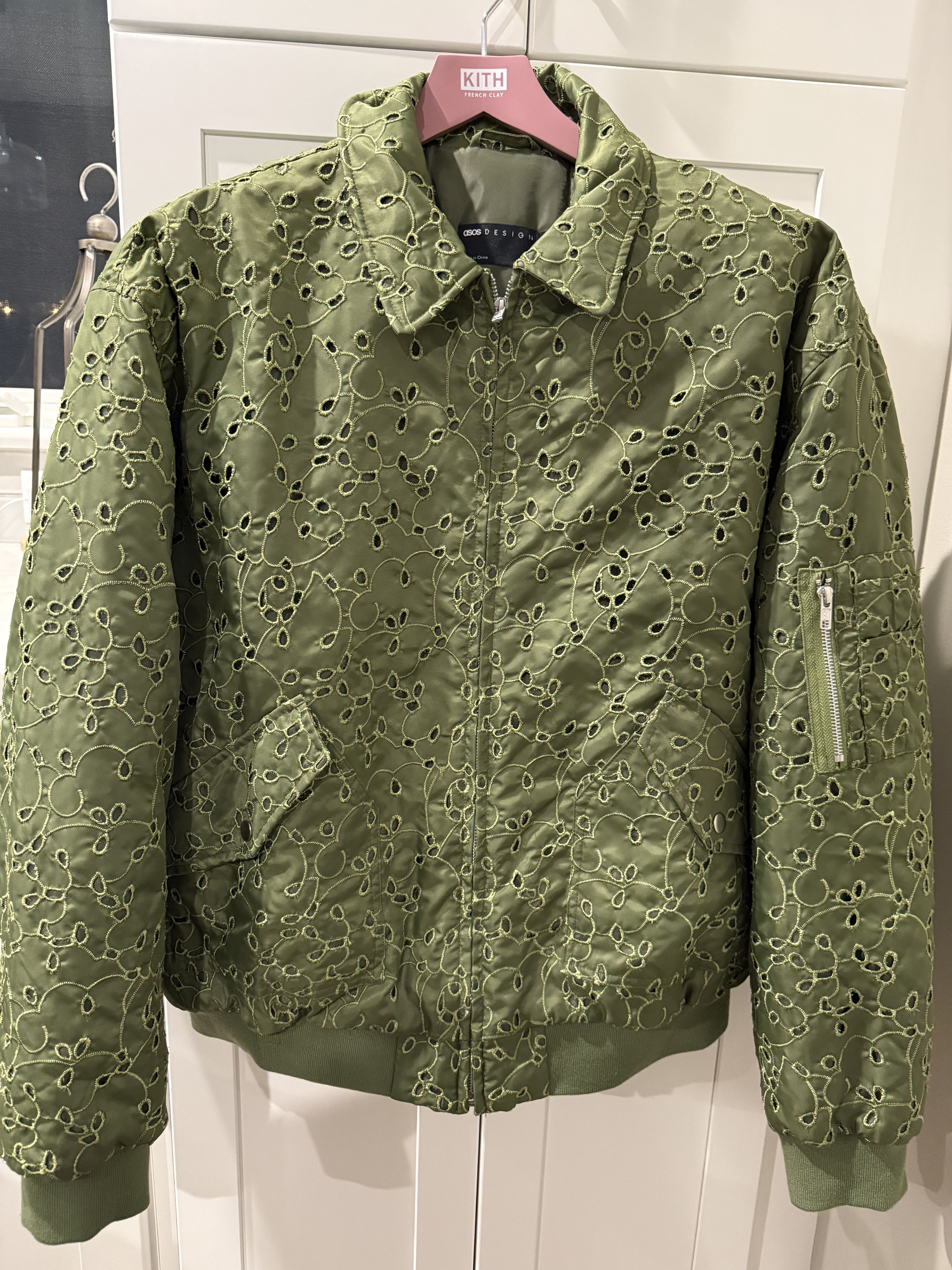 Asos Asos Design Oversized Embroidery Bomber Size US L / EU 52-54 / 3 - 1 Thumbnail