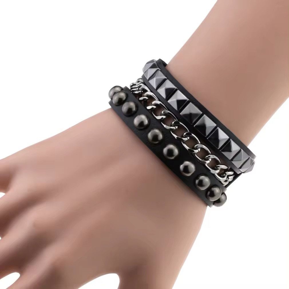 Japanese Brand × Vintage Punk stuff Leather Studded Bracelet Size ONE SIZE - 1 Thumbnail