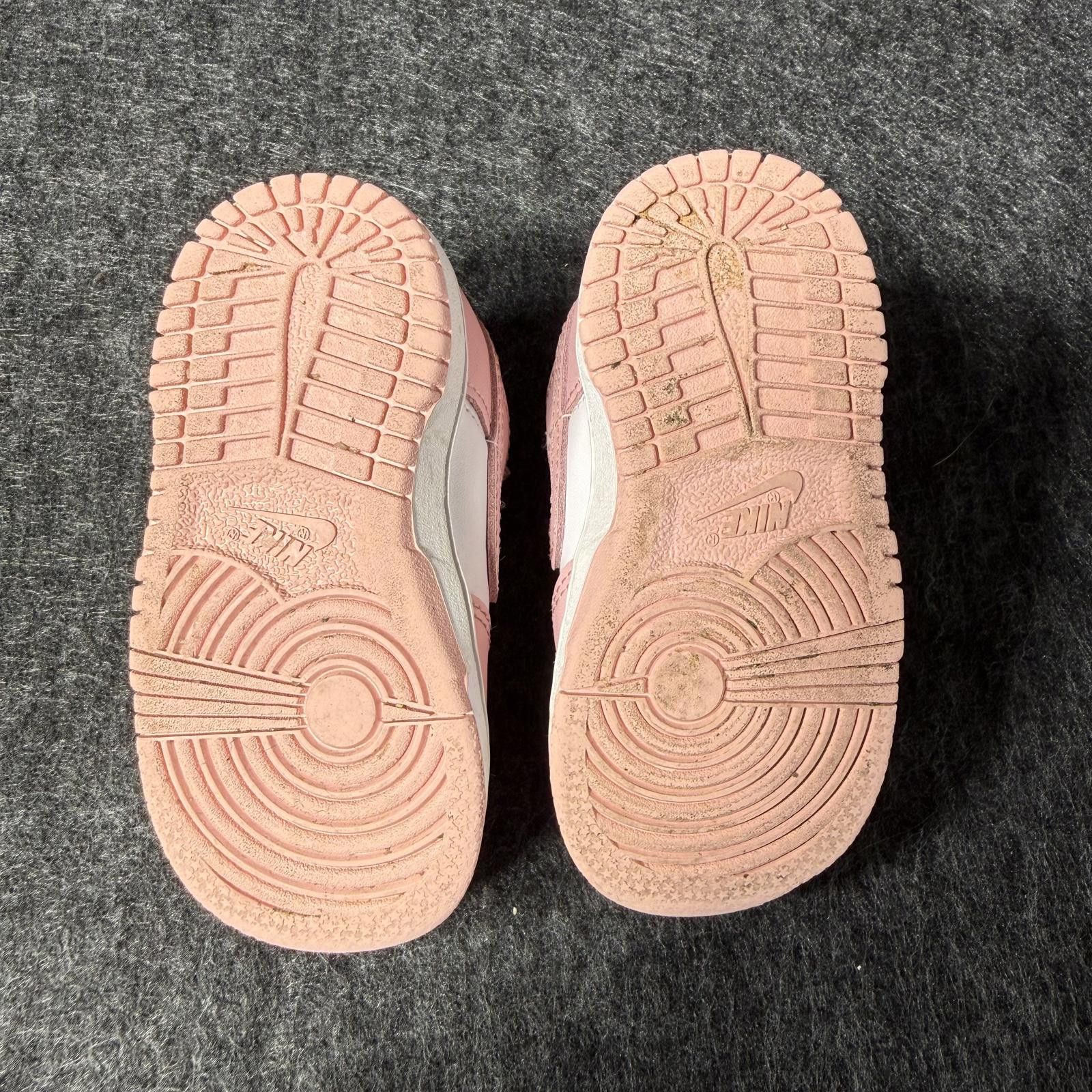 Nike Nike Shoes Kid's 5C Pink Dunk Low Gaze Size US 7.5 / EU 40-41 - 5 Thumbnail