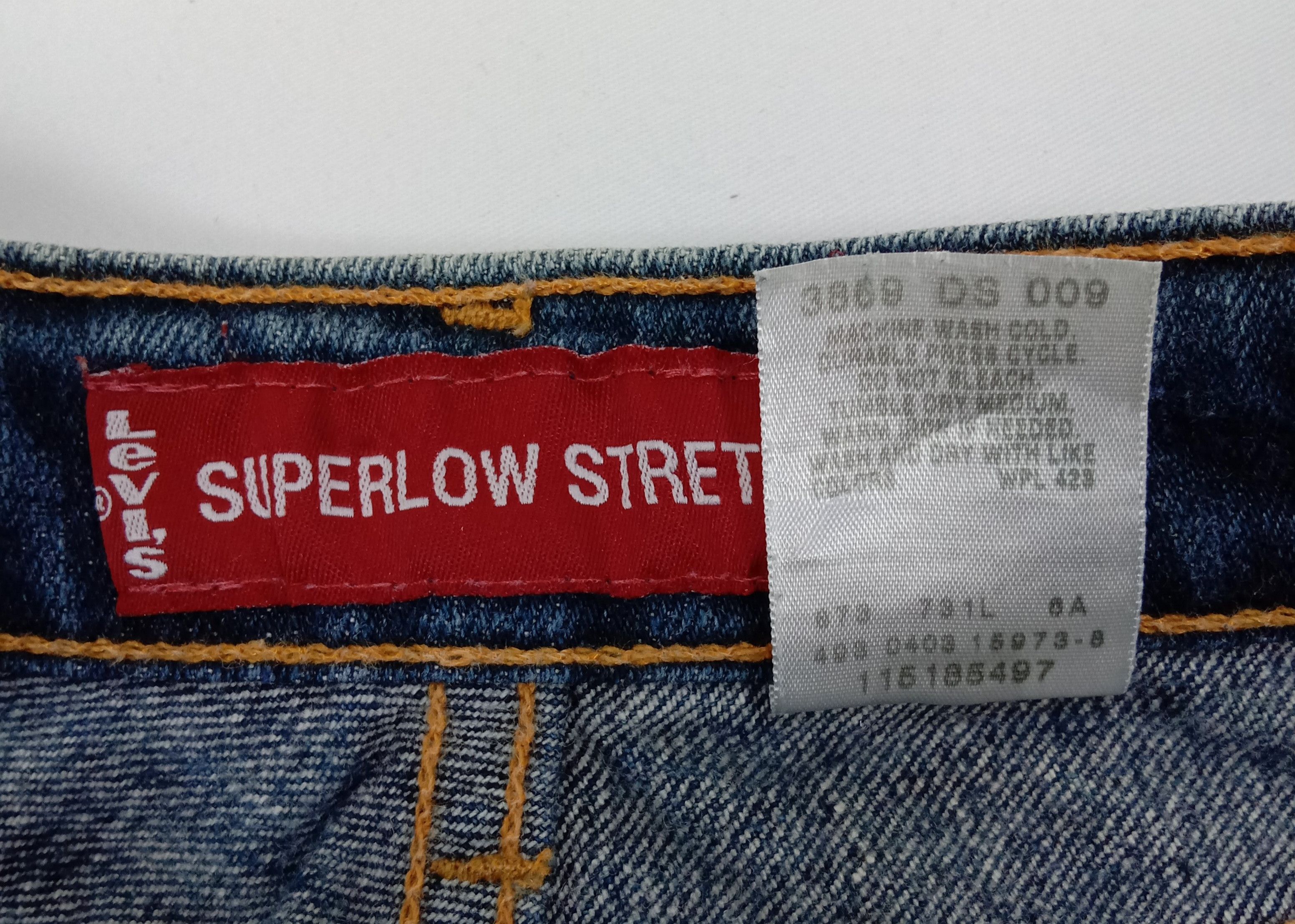 Levi's Vintage Levi's 518 Flare Jeans Earth Tone Distressed Denim Size 28" / US 6 / IT 42 - 12 Thumbnail