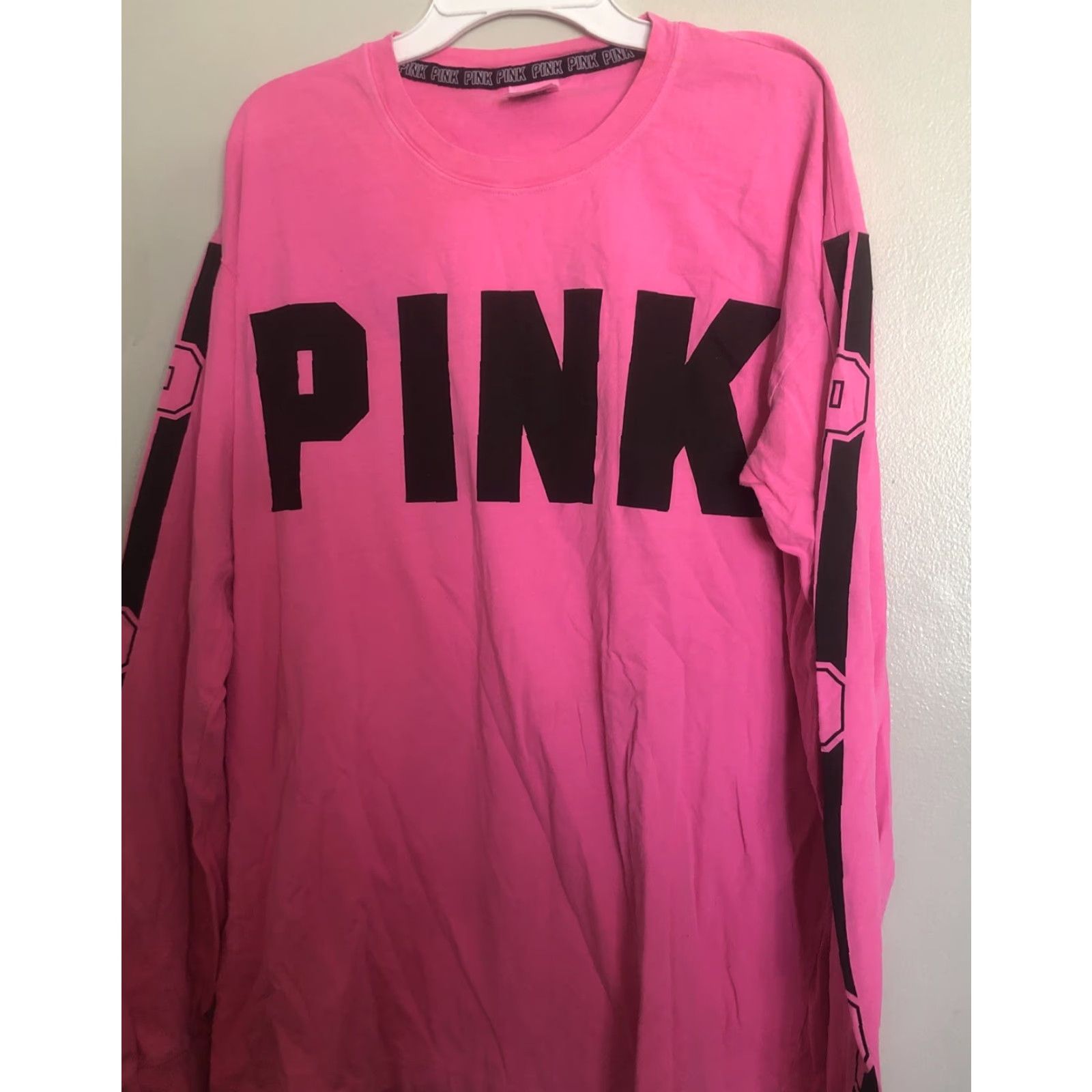 Victoria's Secret Victoria's Secret PINK Pullover Shirt Pink Long Sleeve Size M Logo Casual Sleeve Cotton Knit Round Neck T-Shirt Women Regular Vintage No Size M / US 6-8 / IT 42-44 - 3 Thumbnail