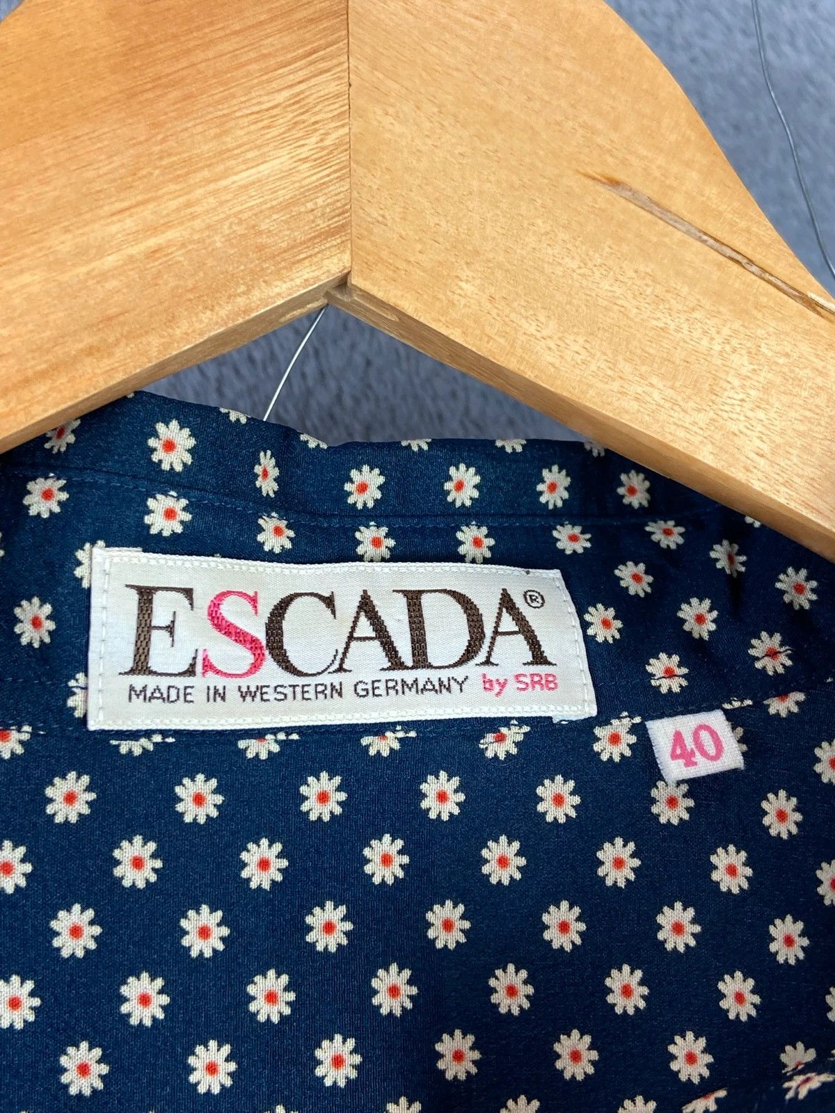 Escada Escada vintage polka dot shirt high end luxury style Size M / US 6-8 / IT 42-44 - 3 Thumbnail