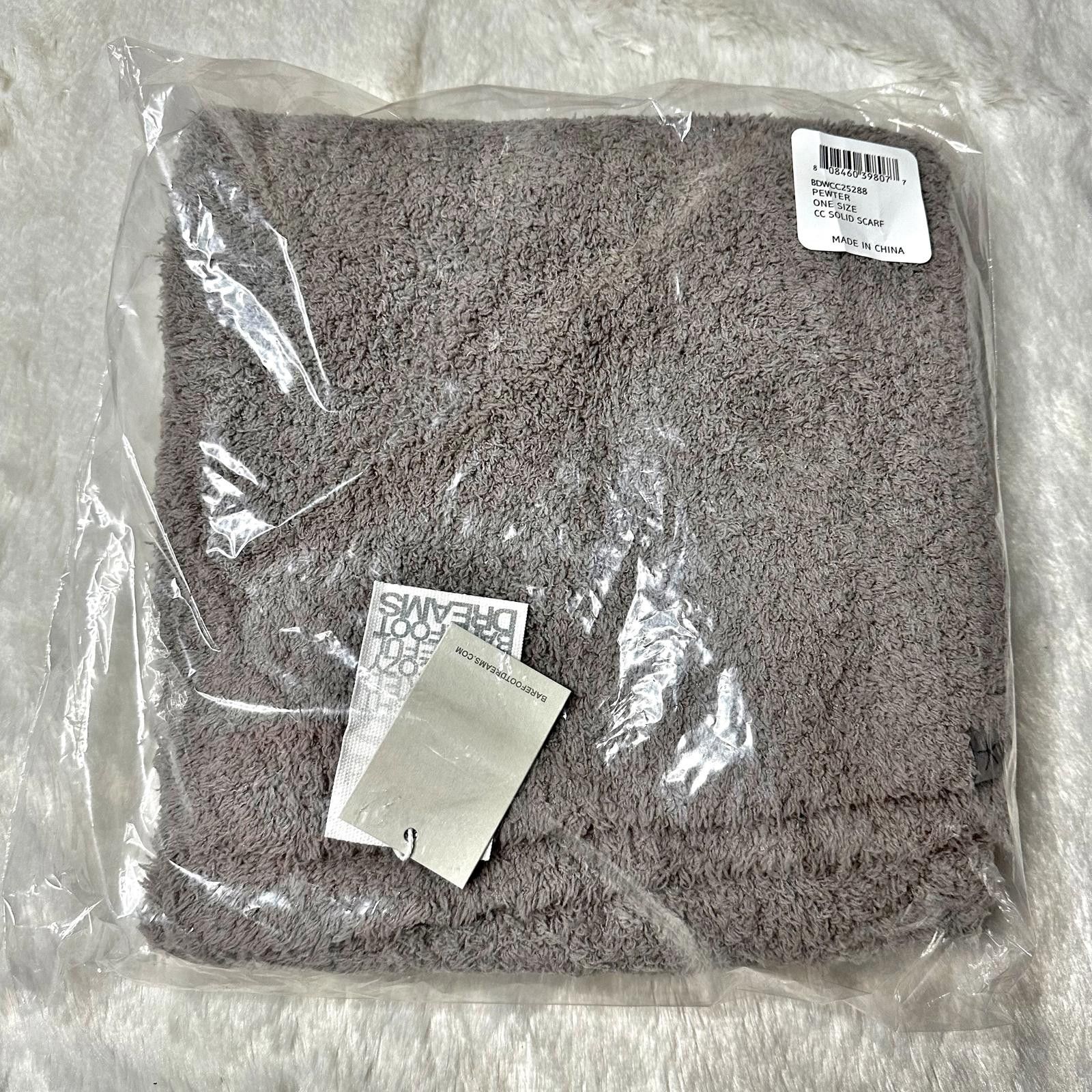 Other NWT Barefoot Dreams CozyChic Gray Solid Winter Scarf Size ONE SIZE - 4 Thumbnail