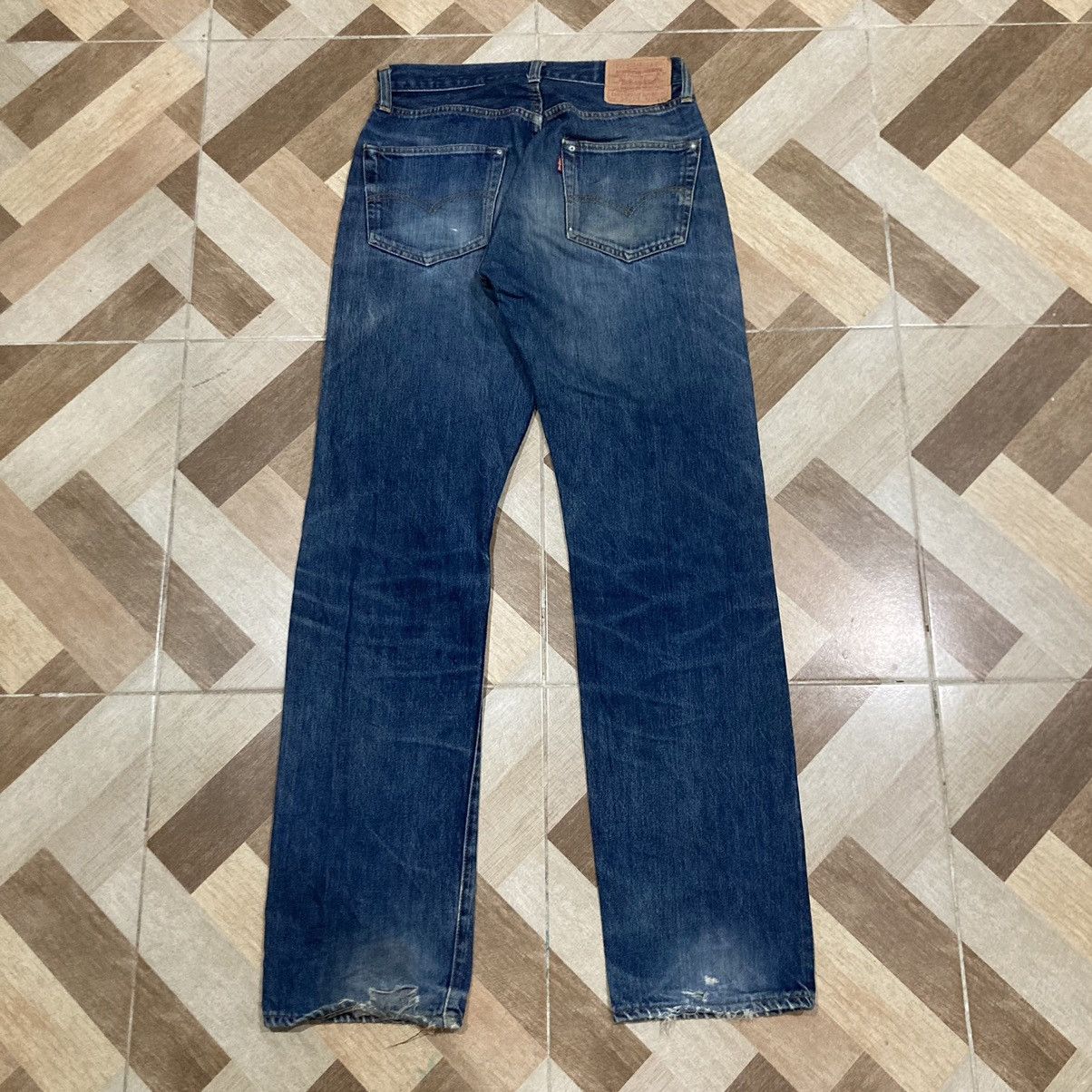 Levi's × Levi's Vintage Clothing × Vintage VINTAGE 90s LEVI’S BIG E 501XX SELVEDGE DISTRESSED JEANS Size US 30 / EU 46 - 17 Thumbnail