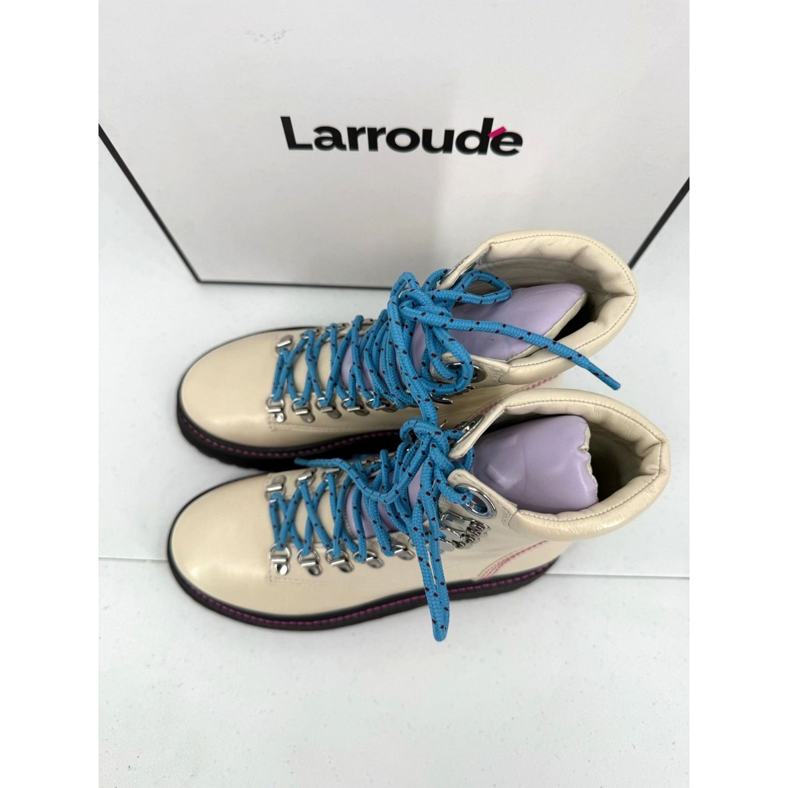 Larroude NEW Larroude Jordan Leather Lace Up Ivory Combat Boots Size US 5.5 / IT 35.5 - 4 Thumbnail