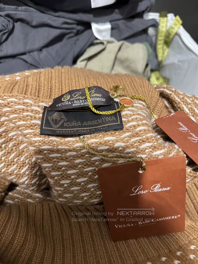 Loro Piana Loro Piana Vicuña and baby cashmere blend high-neck sweate Size M / US 6-8 / IT 42-44 - 3 Thumbnail