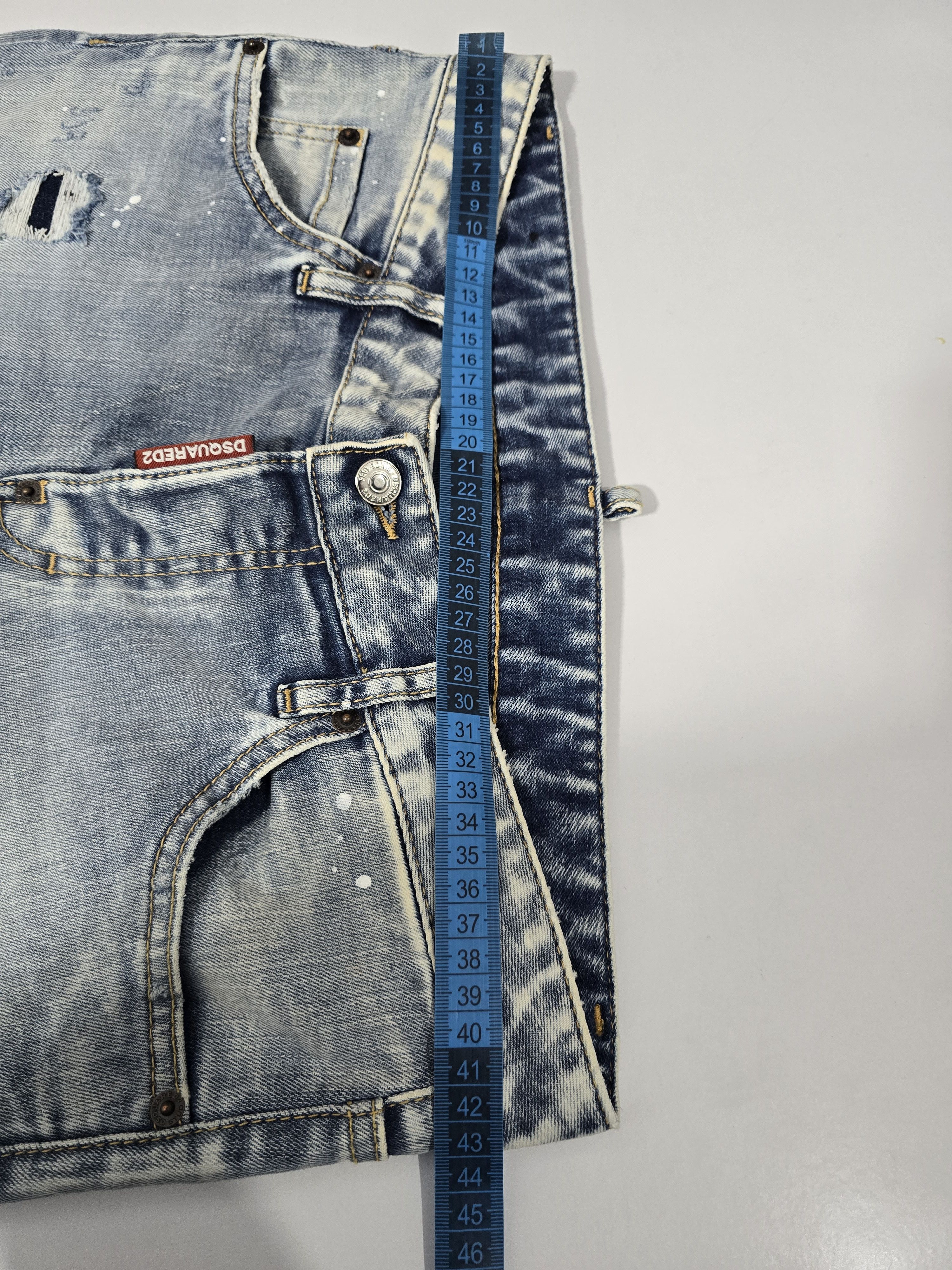 Dsquared2 DSQUARED 2 cool girl cropped jean ,size small fits also M Size 27" / US 4 / IT 40 - 13 Thumbnail