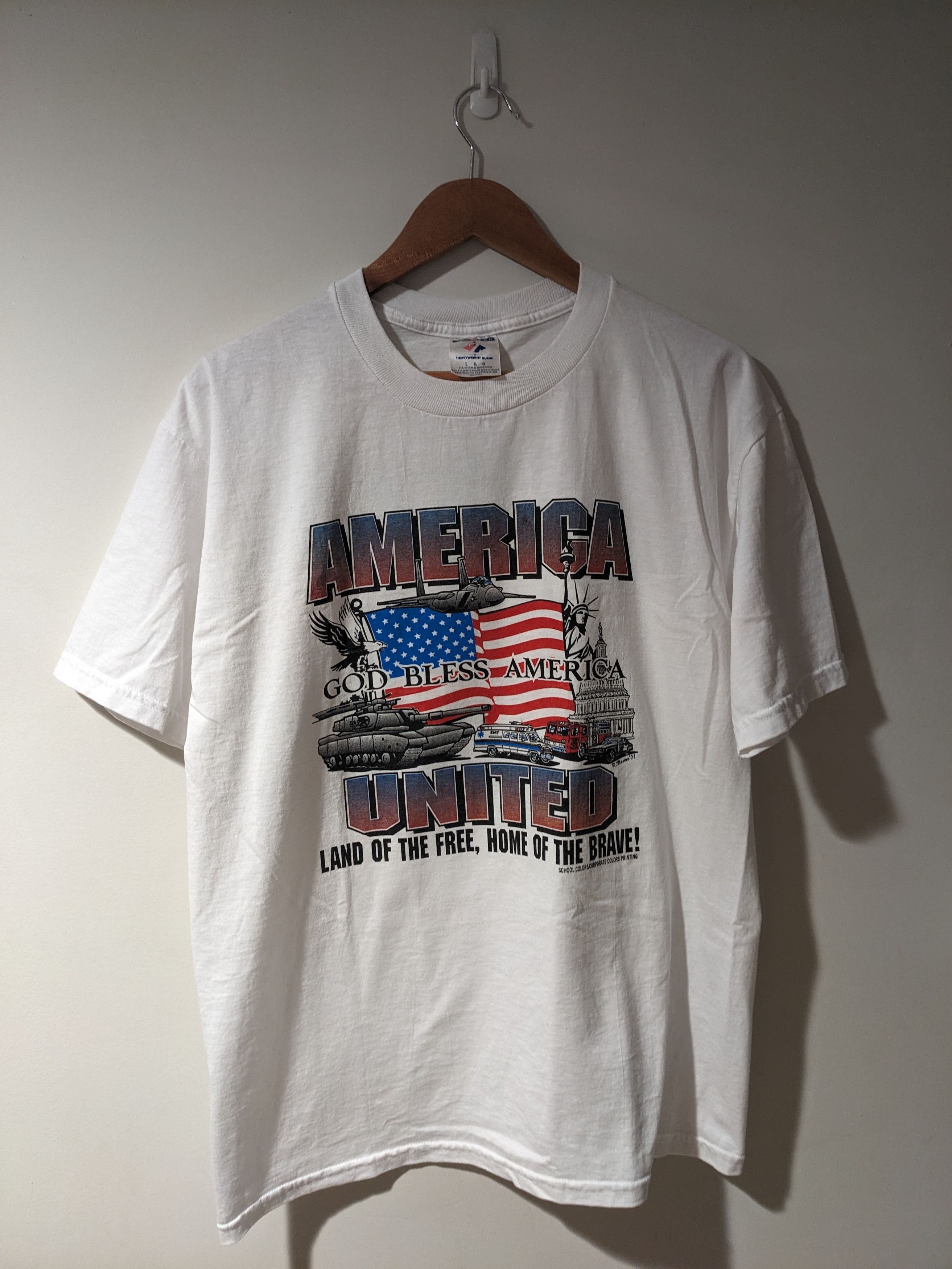 Vintage Vintage Y2K American United Osama Bin Laden Wanted T-Shirt Size US L / EU 52-54 / 3 - 5 Thumbnail