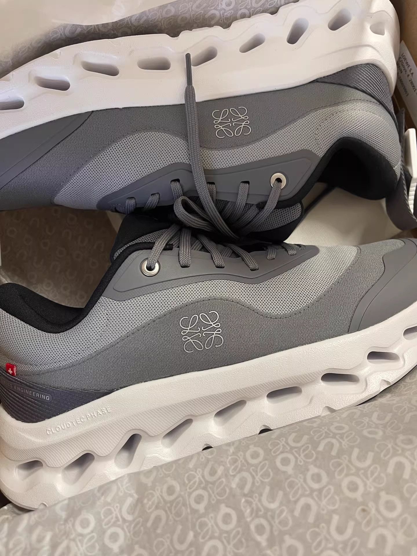 Loewe LOEWE x On Collaborative Sneakers Size US 9 / EU 42 - 2 Thumbnail