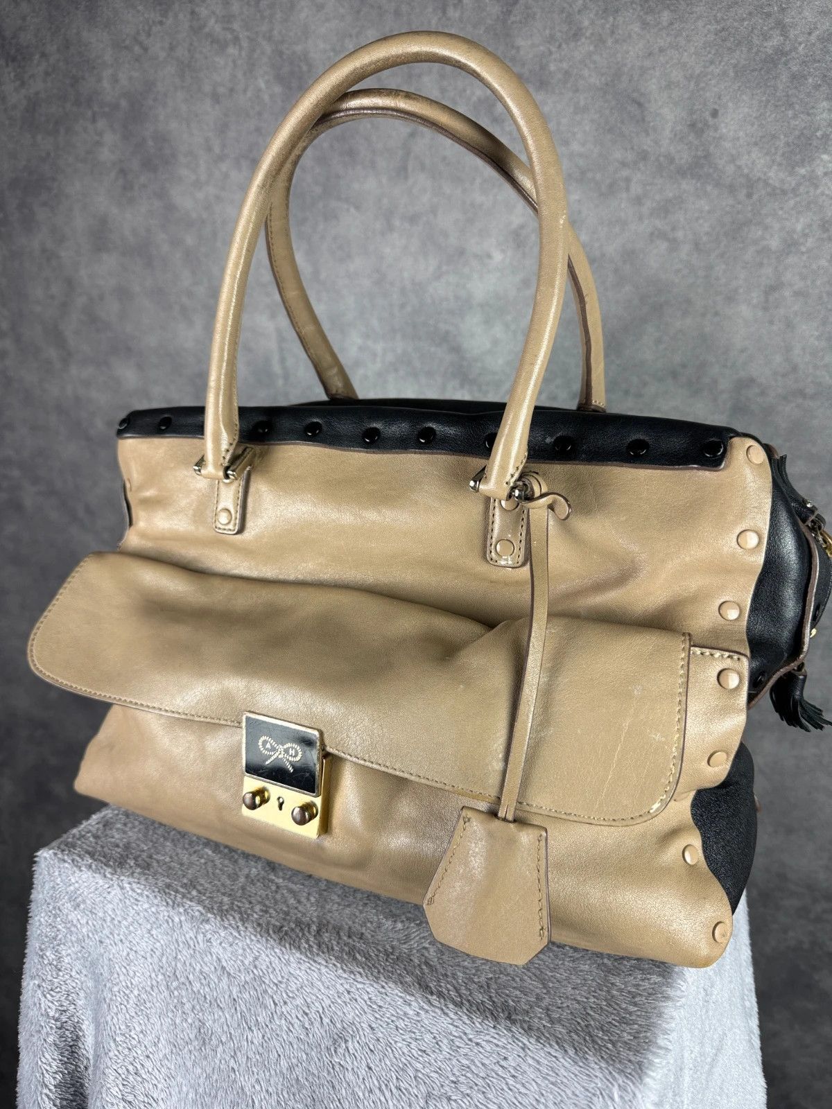 Anya Hindmarch Anya Hindmarch Leather Handbag Brown Black Logo Lock Size ONE SIZE - 3 Thumbnail
