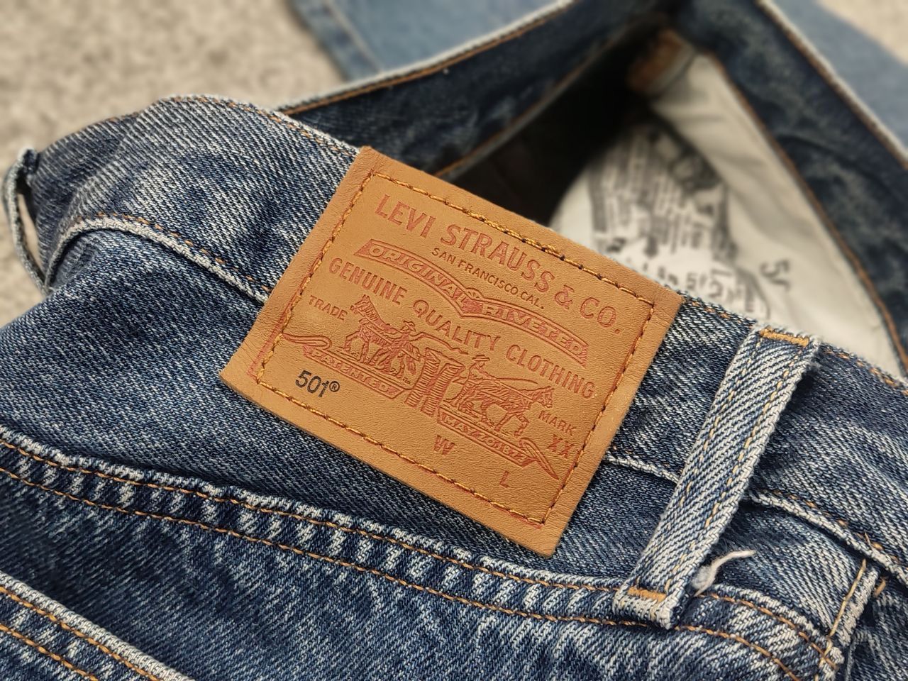 Levi's Levis 501's Straight Women's blue Denim Jeans Size 32" / US 10 / IT 46 - 8 Thumbnail