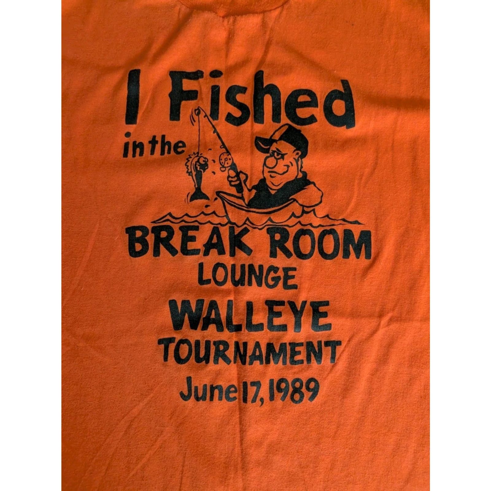 Vintage VINTAGE 1989 Funny WALLEYE FISHING TOURNAMENT T-Shirt XL Made In USA Single Stitch Shirt Mens Orange 80s 90s Fish Theme Size US XL / EU 56 / 4 - 2 Thumbnail