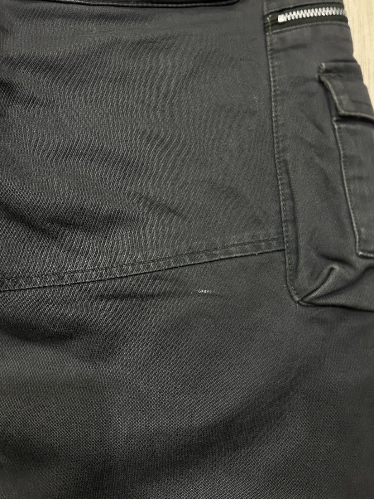 Burberry × Designer Vintage Burberry Cargo Multi Pocket y2k Size US 31 - 12 Thumbnail