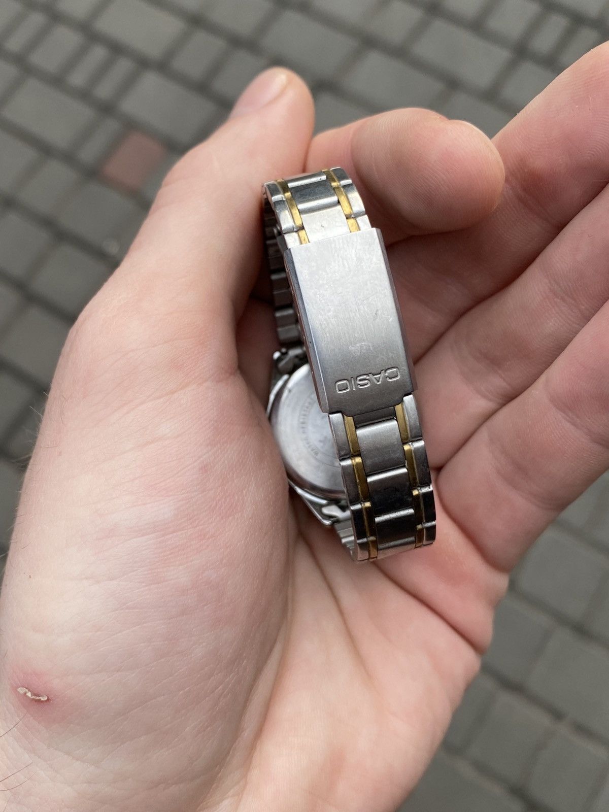 Casio ✨ CASIO LTP-V005 Y2K Minimalist Two-Tone Quartz Ladies Watch Size ONE SIZE - 6 Thumbnail