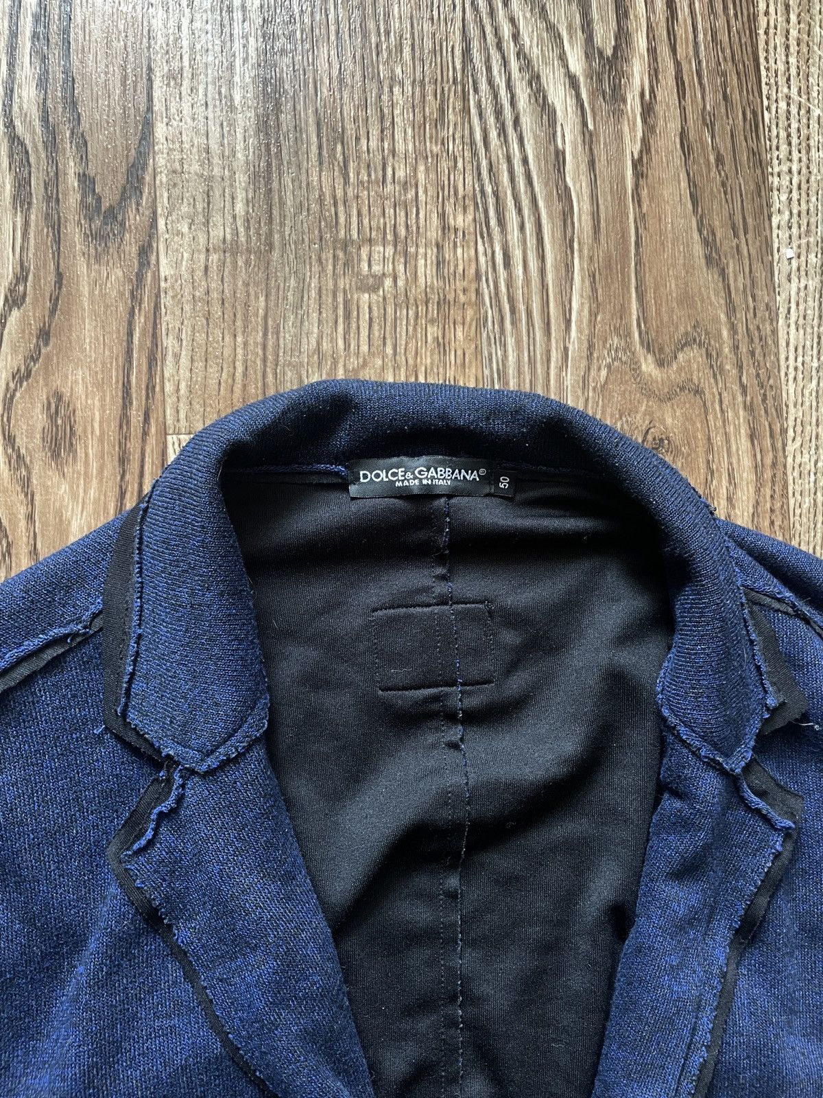Dolce & Gabbana VINTAGE DOLCE GABBANA DG PATCH LOGO KNIT CARDIGAN Size US L / EU 52-54 / 3 - 3 Thumbnail