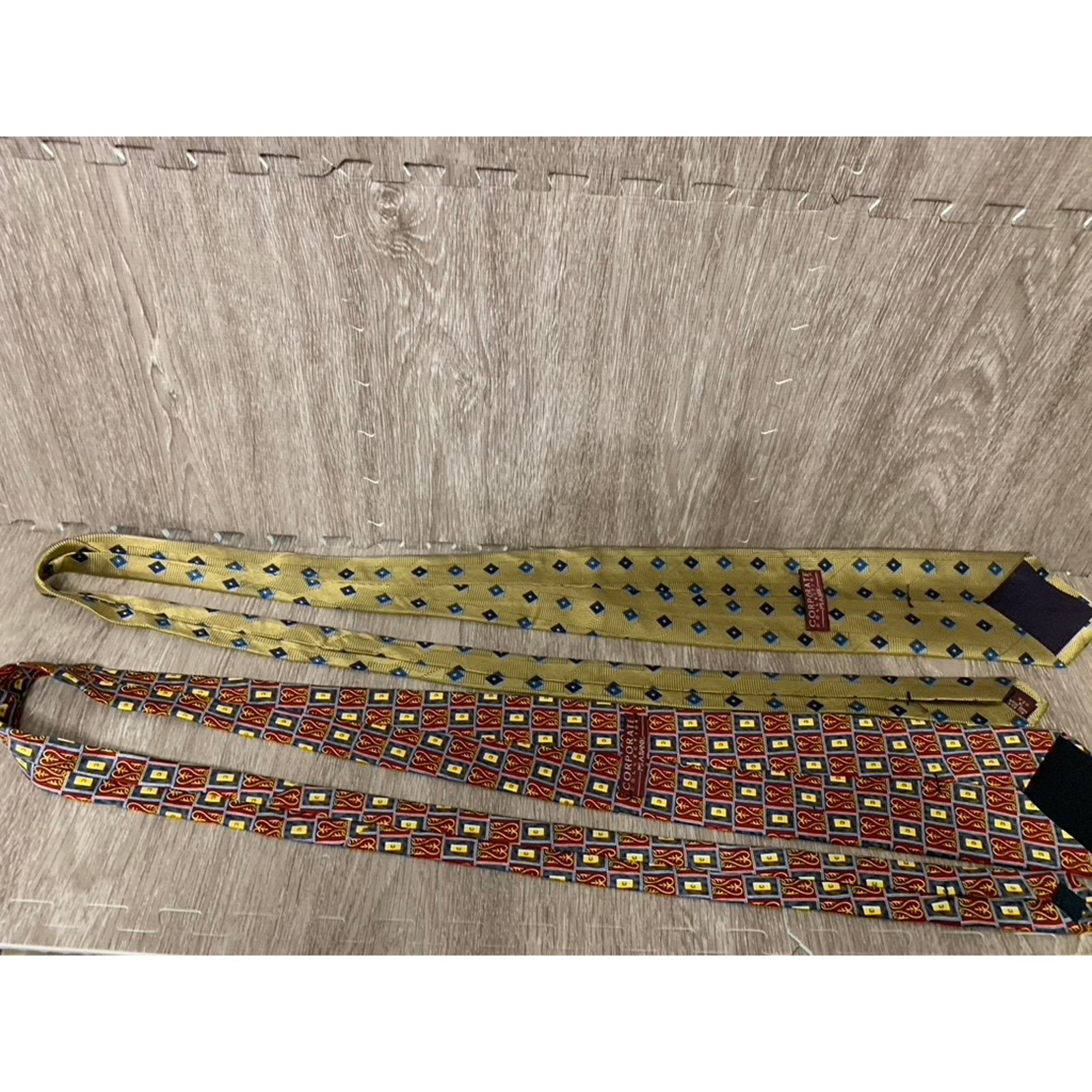 Jos. A. Bank Lot of 5 Jos A Bank Corporate Collection Silk Ties Geometric Size ONE SIZE - 7 Thumbnail