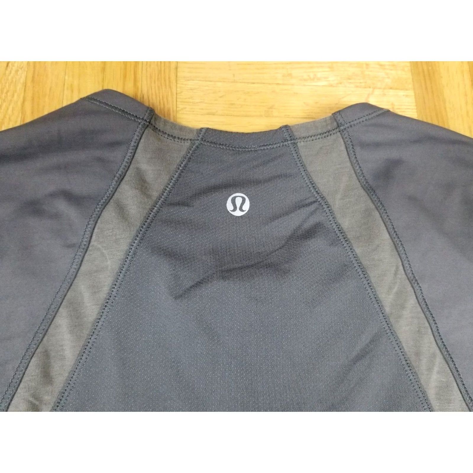 Lululemon Lululemon Yoga Long Sleveee Half Zip Up Gray Shirt Sz 6 Women Size M / US 6-8 / IT 42-44 - 7 Thumbnail